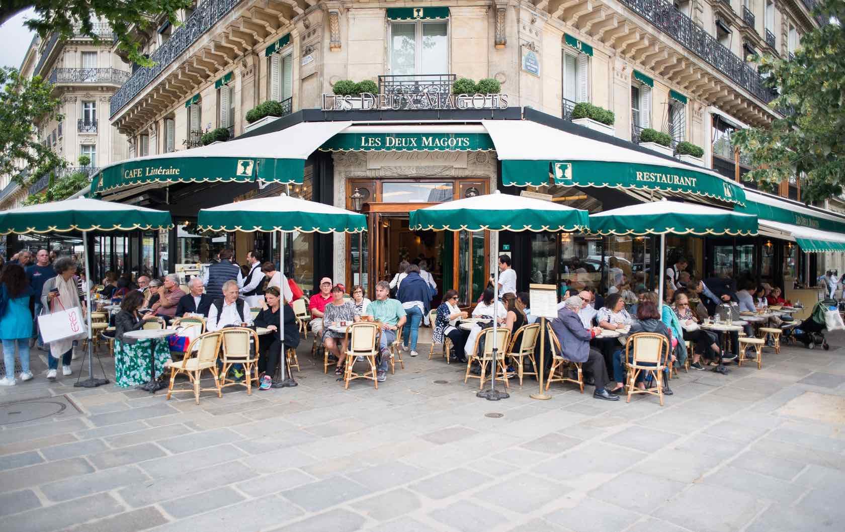 Everything-You-Want-To-Know-About-the-Cafe-Terraces-in-Paris-by-Paris-Perfect4.jpg