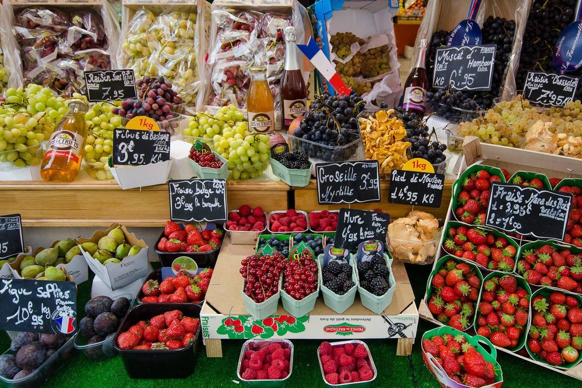 Fresh-fruit-French-outdoor-market-stalls-berries-grapes-plums.jpg