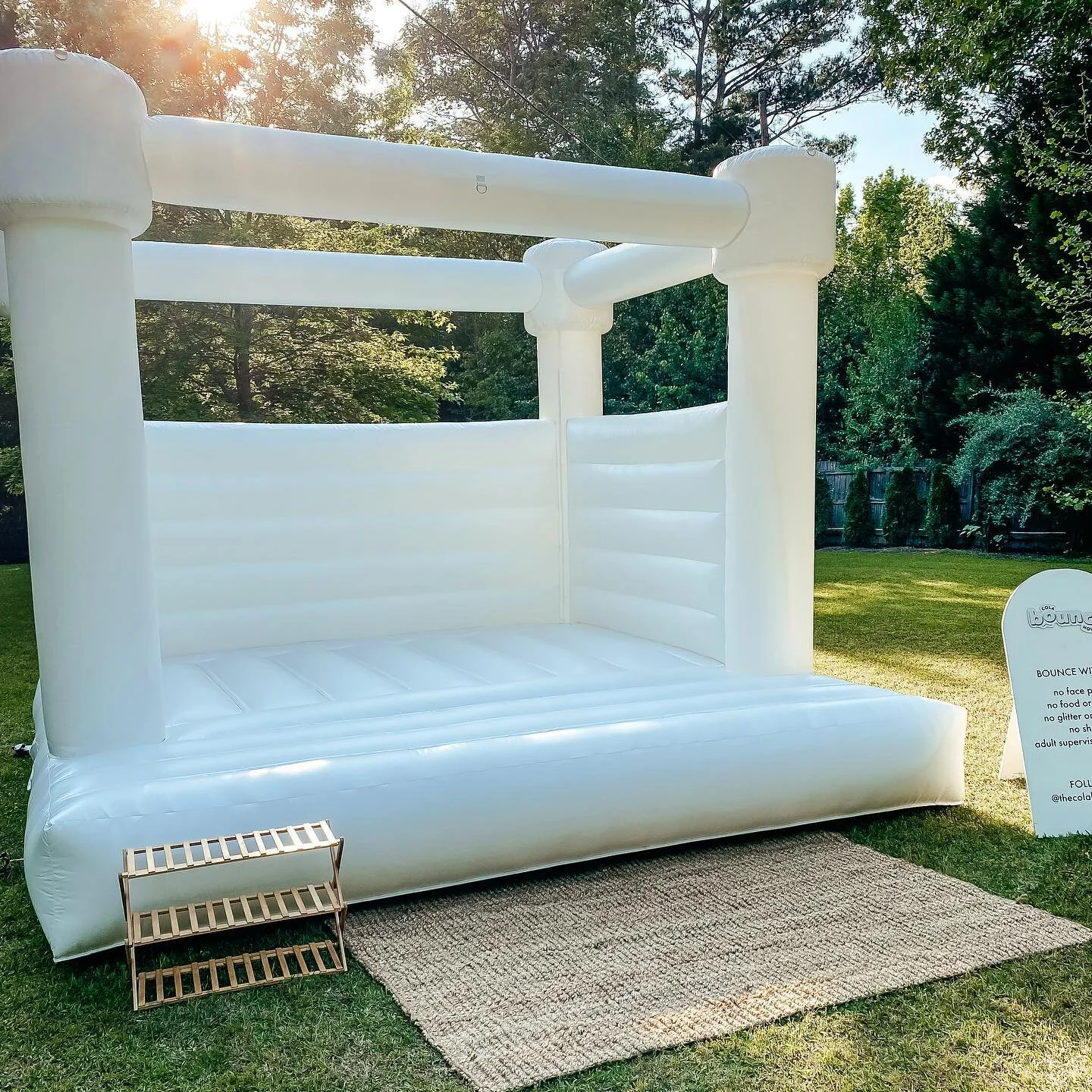 Hello Monday! ☀️ We can&rsquo;t wait to get back to bouncing this weekend.

If you&rsquo;ve sent in an inquiry and haven&rsquo;t paid your deposit - do it asap! We&rsquo;re finalizing final dates for the next few months before we take a few days off!