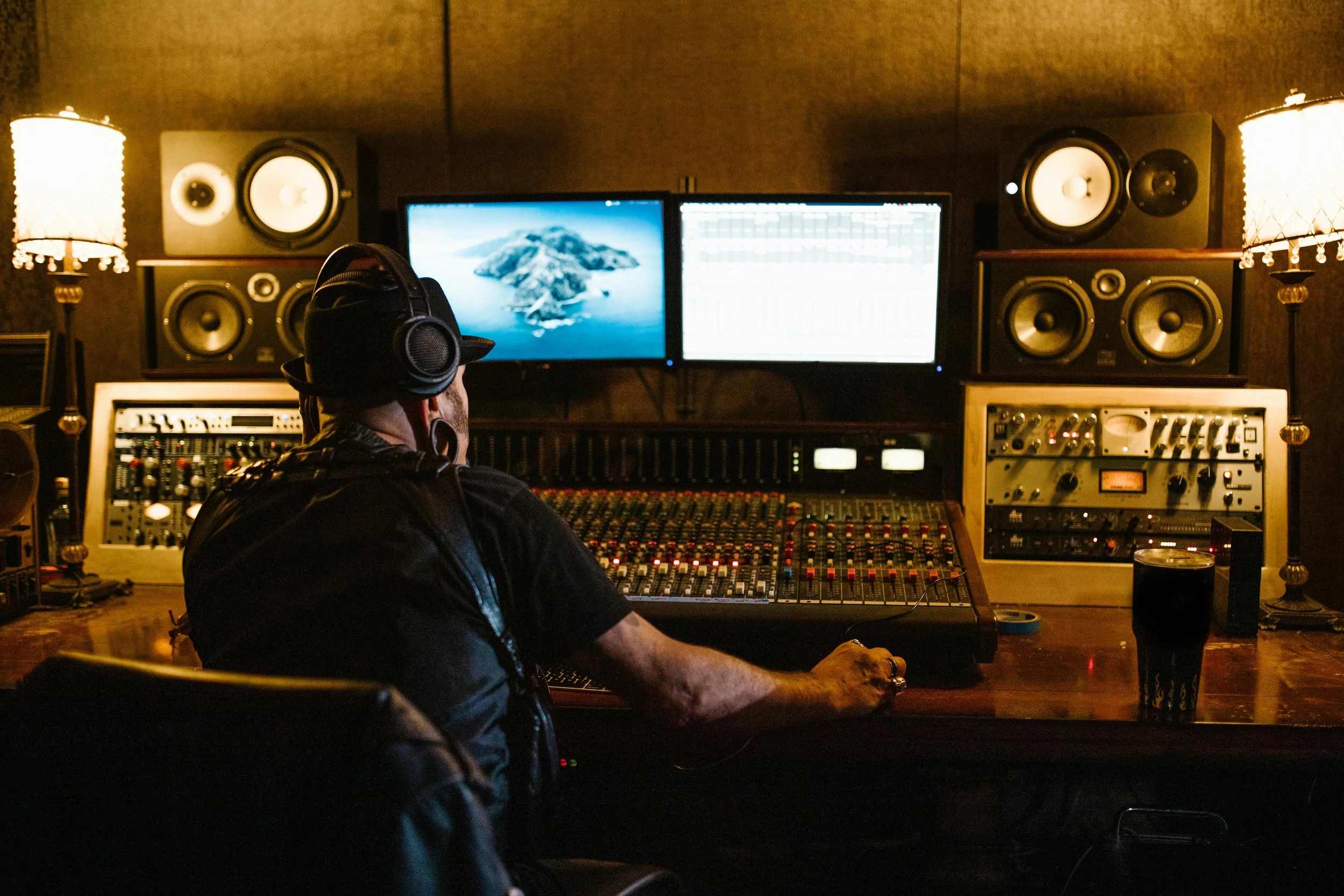 Self-Directing vs Live Direction: Which Voiceover Session Style is Right for Your Project?