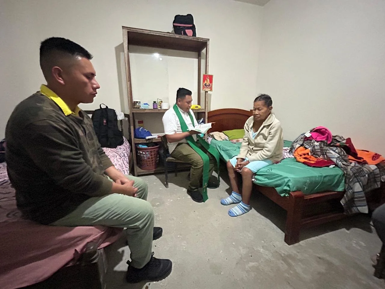Visiting the sick in Wayrayacu.jpg