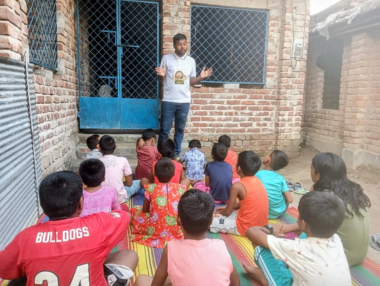 BANGLADESH - bible school Bob & Tami Erisman.jpg