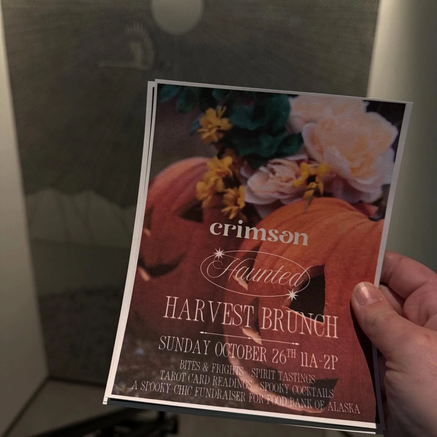 ANOTHER event announcement! @crimsonanchorage this Sunday! This is a spooky brunch buffet, for $49, from 11am to 2pm in downtown Anchorage! Come see the new and improved hotel, bar, and restaurant and get your cards read! Hope to see you 👁️