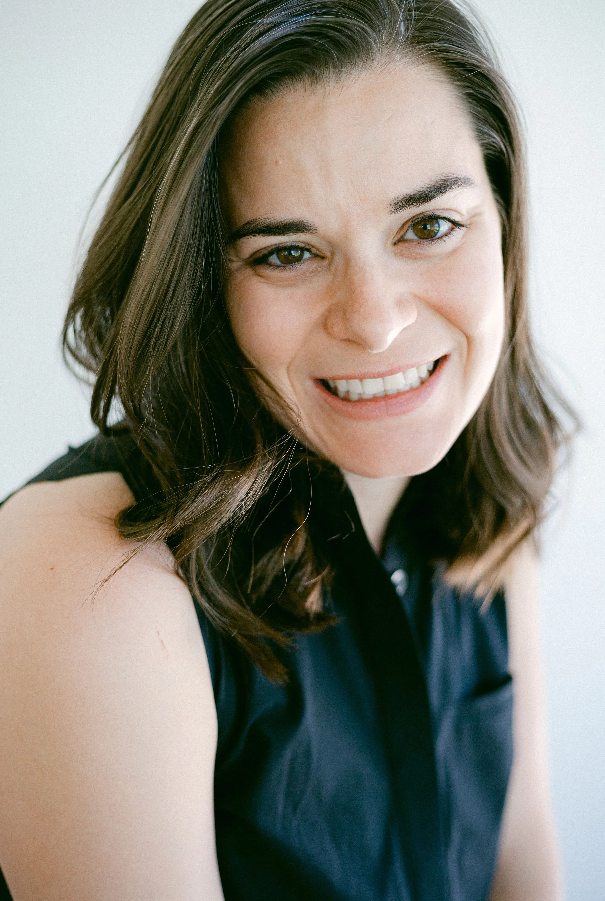 Learn about Kristin Killoran, LPC, a therapist in Bend, Oregon offering warm, relational therapy for adults navigating relationships, life transitions, and personal growth.
