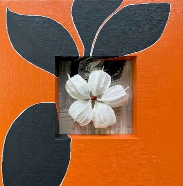 Tableau fleurs en porcelaine - Prix 75,-€