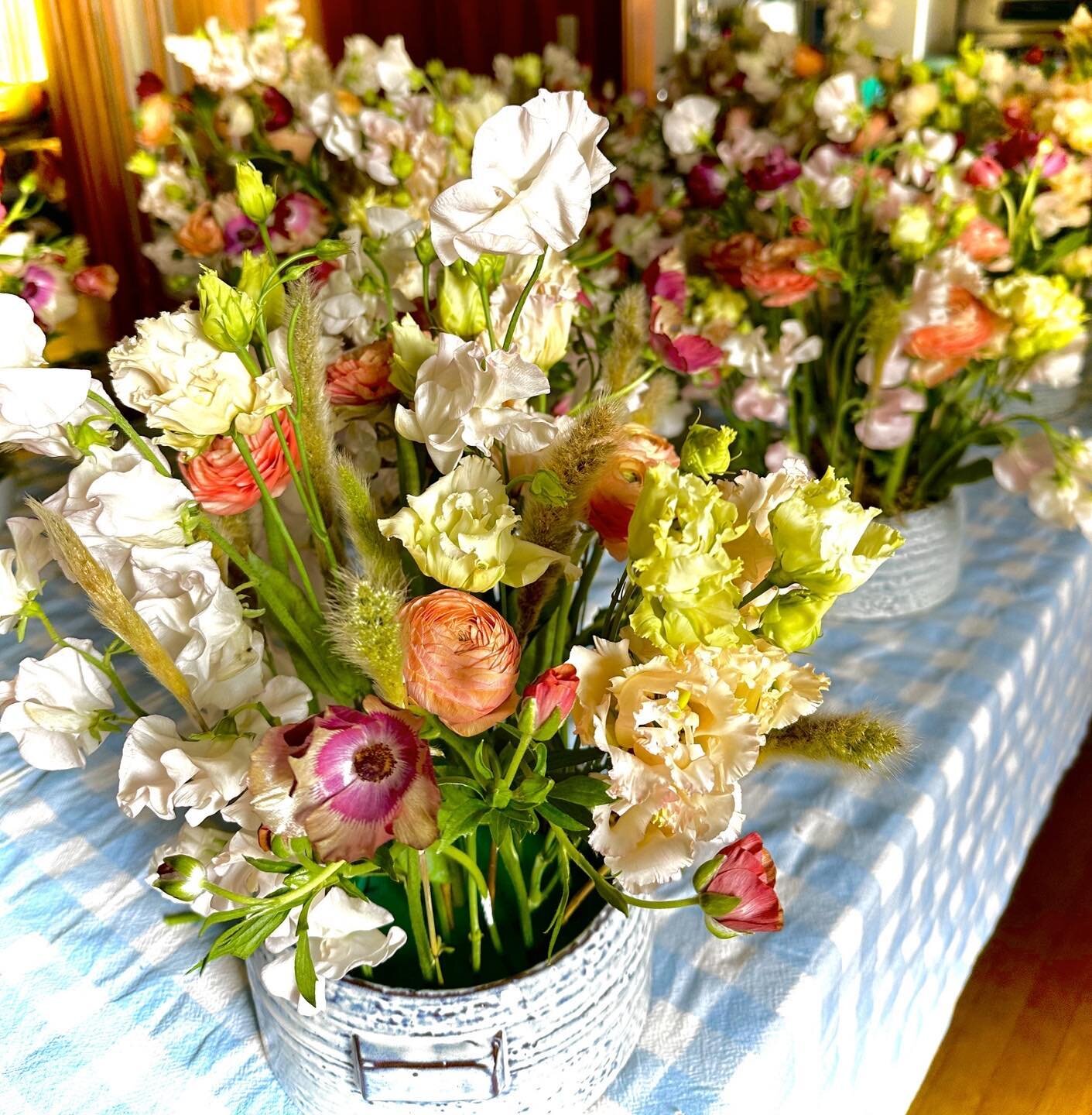 Flowers for Valentine&rsquo;s Day - hope your friends and clients love them @gabriellapfracchia