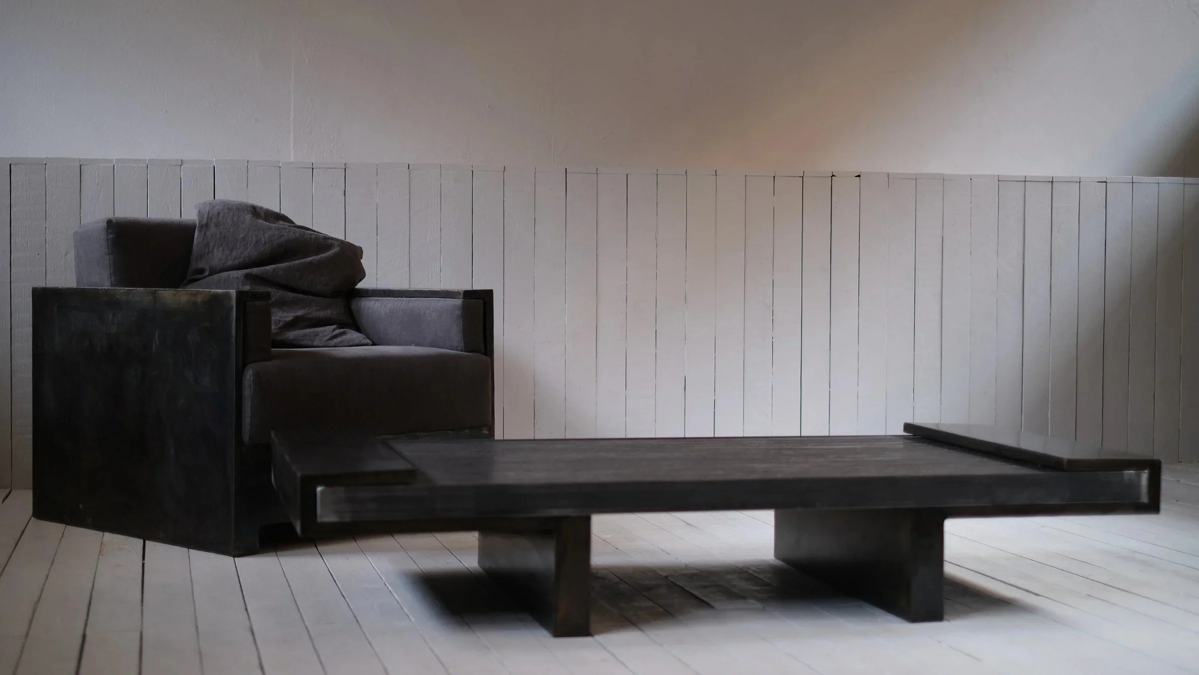 COFFEE TABLE 052022