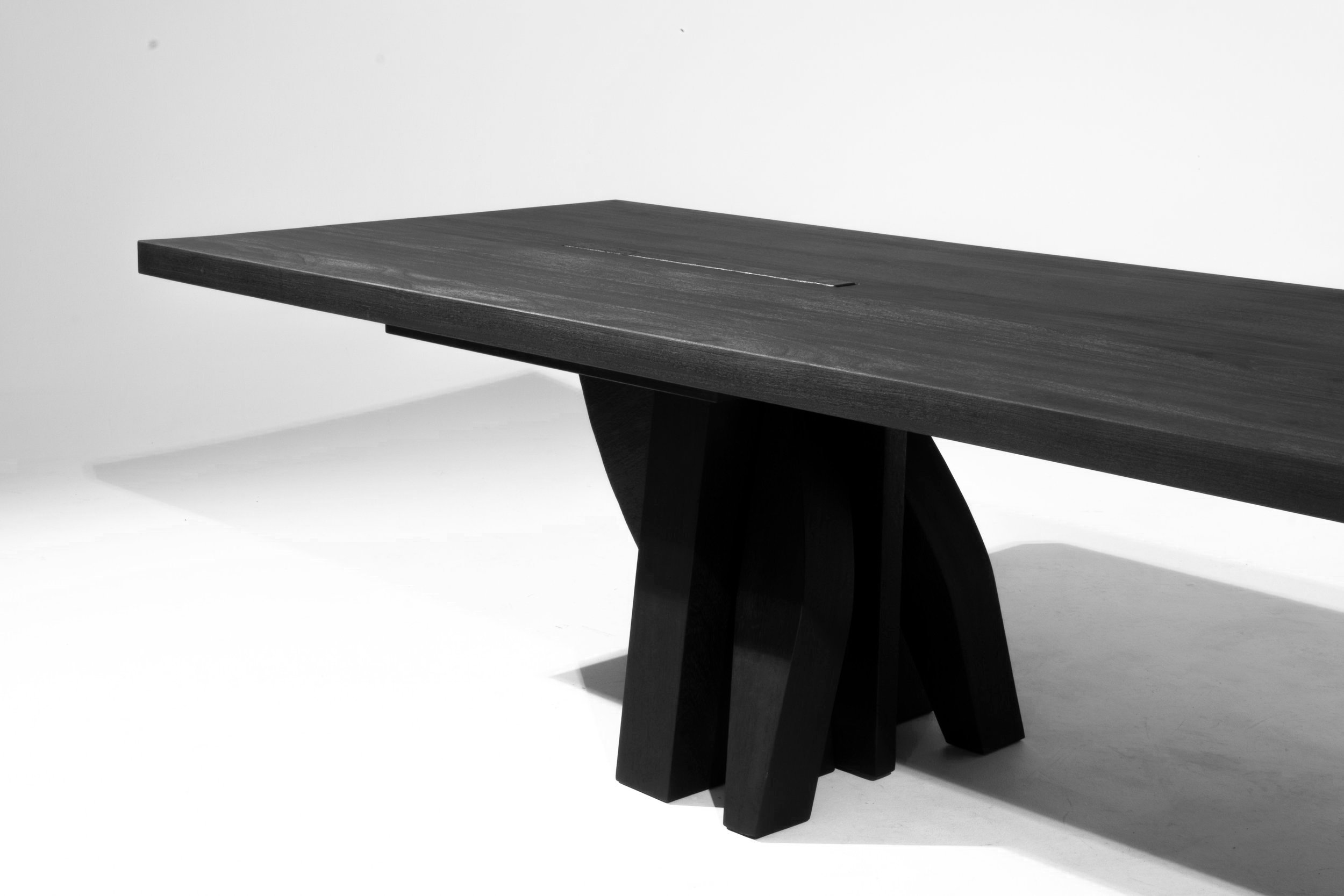 Arno+Declercq+-+Work+-+Umbo+Dining+Table+-+3.jpg