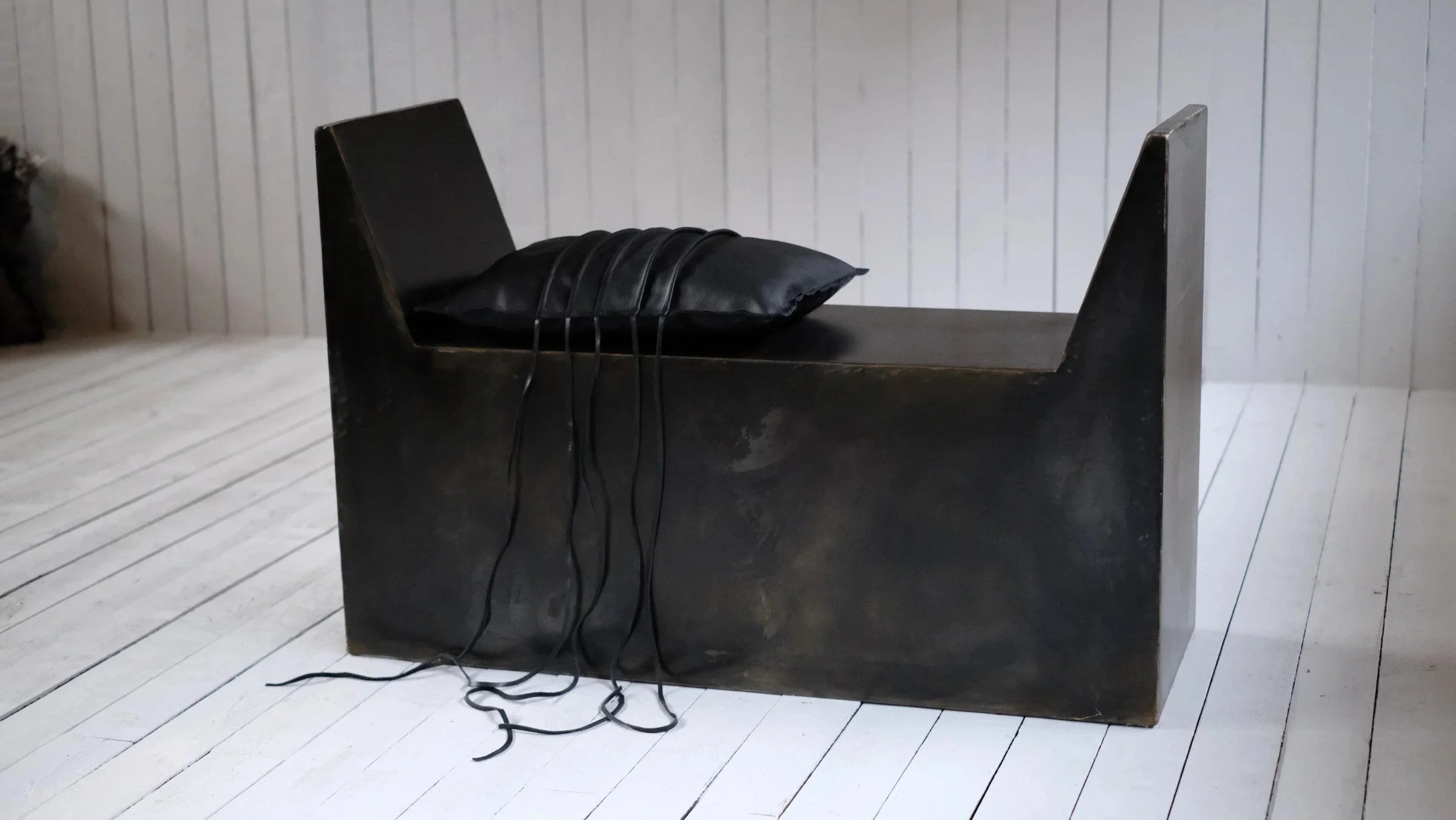 AD STOOL 2.0