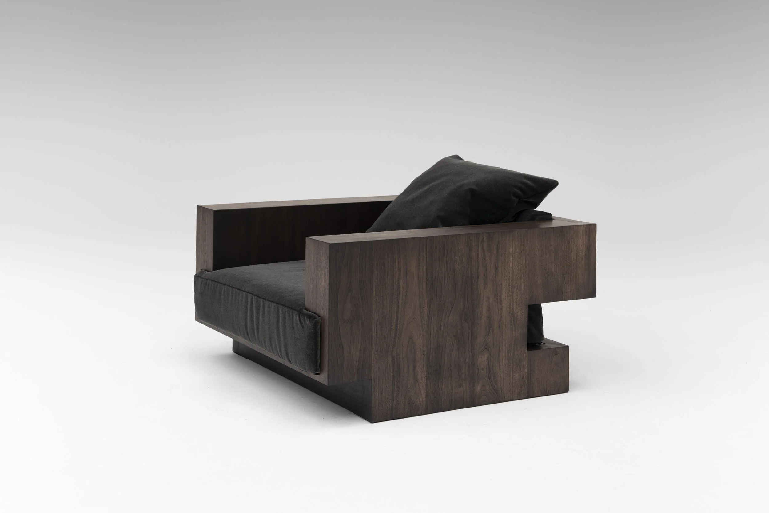 FUNDAMENT ARMCHAIR