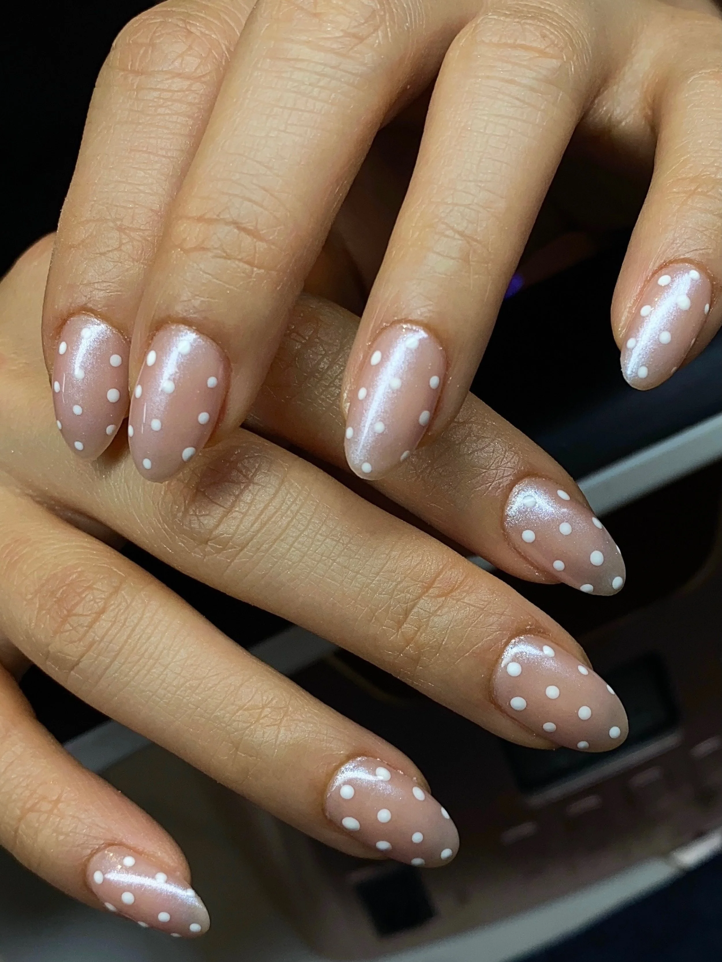 Dainty, trendy, and neutral 🤍 
Nails by Jada 
&bull;
&bull;
&bull;
#polkadotnails #naildesign #nailart #newpost #nailtechnician