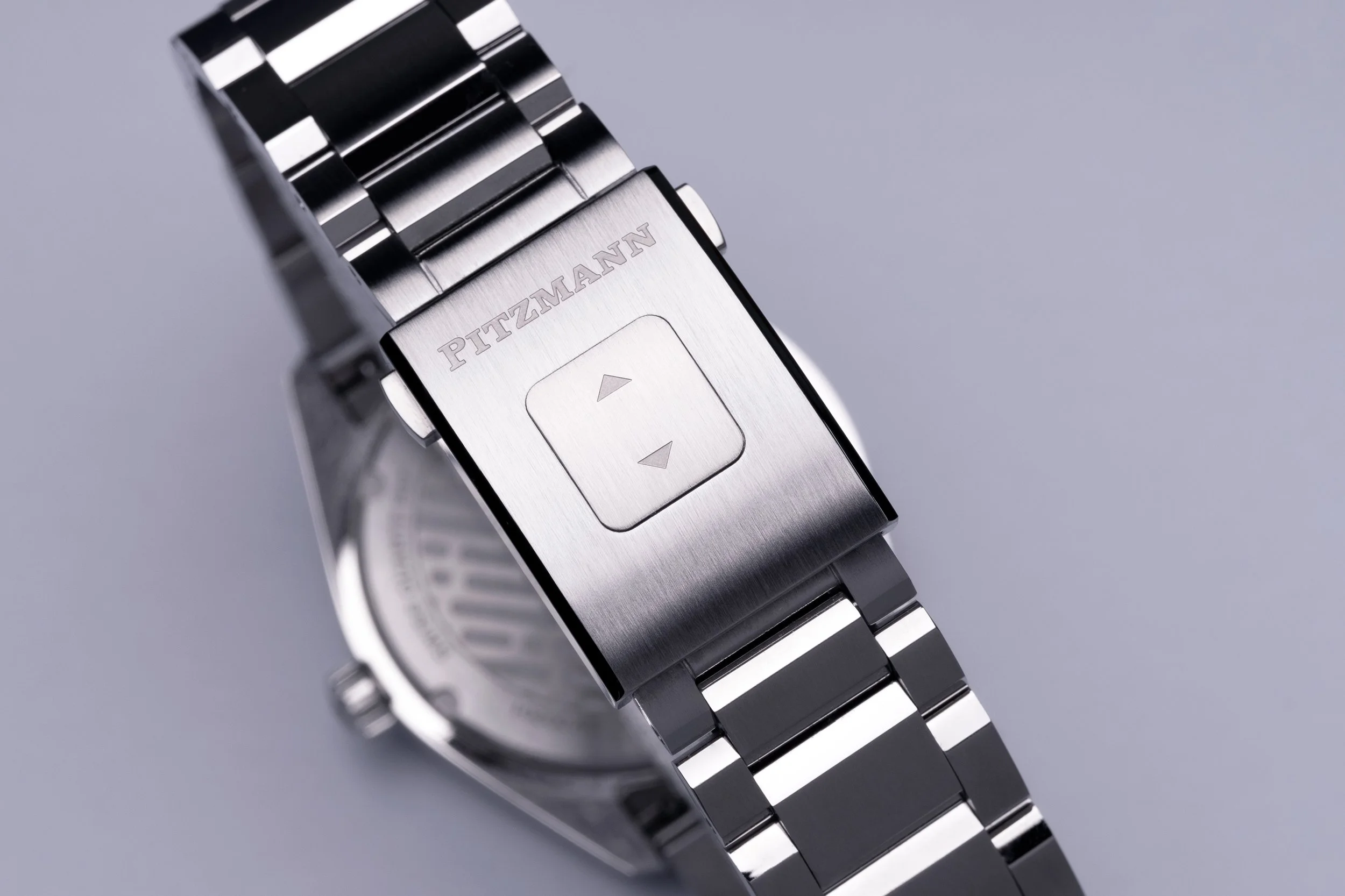 OVERTURE (Non date) — PITZMANN