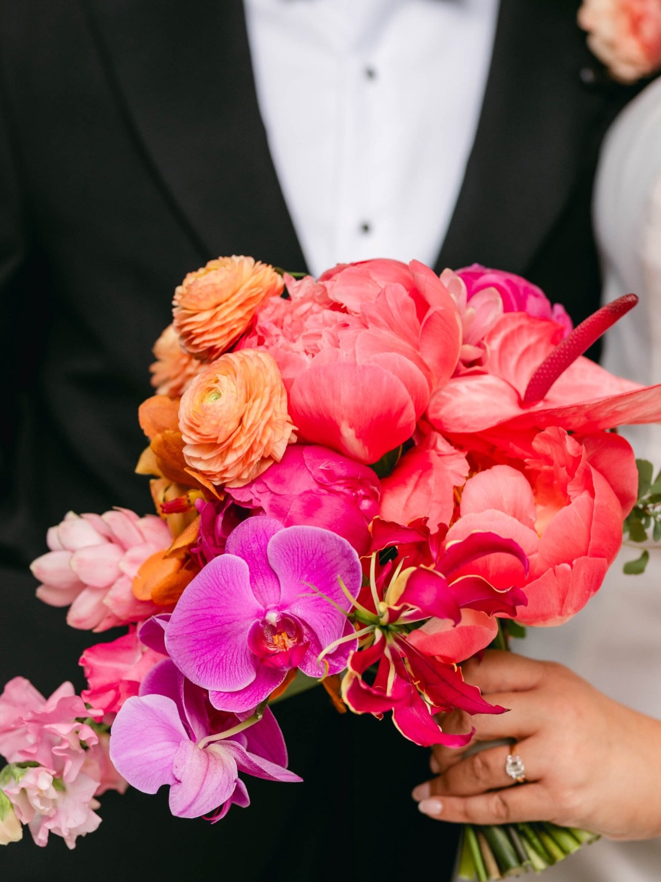 BOUQUETS ARE KINDOF MY THING! 
Or, at least to me they are. Every bouquet is my way of connecting with my client, and I have a specific approach to bouquet design, flower selection and even how I set up my workspace to create magic for our clients! W