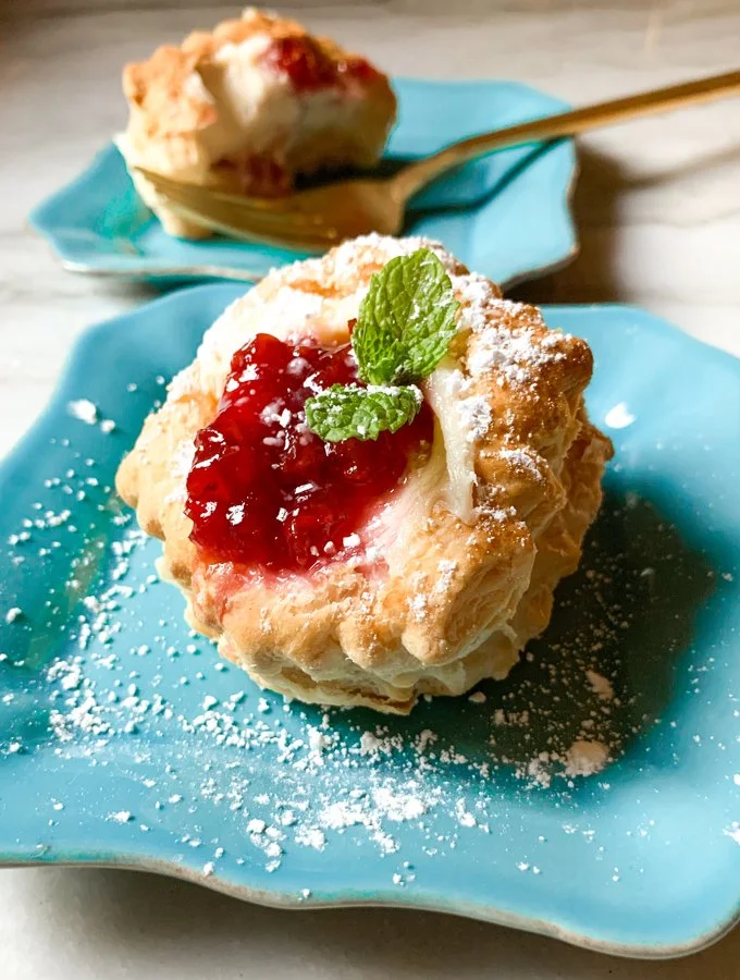 msck-cheesecake-puff-pastry-PH.jpg