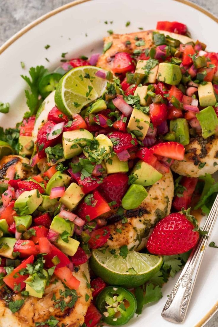 Cilantro Lime Marginated Chicken with strawberry salsa✴