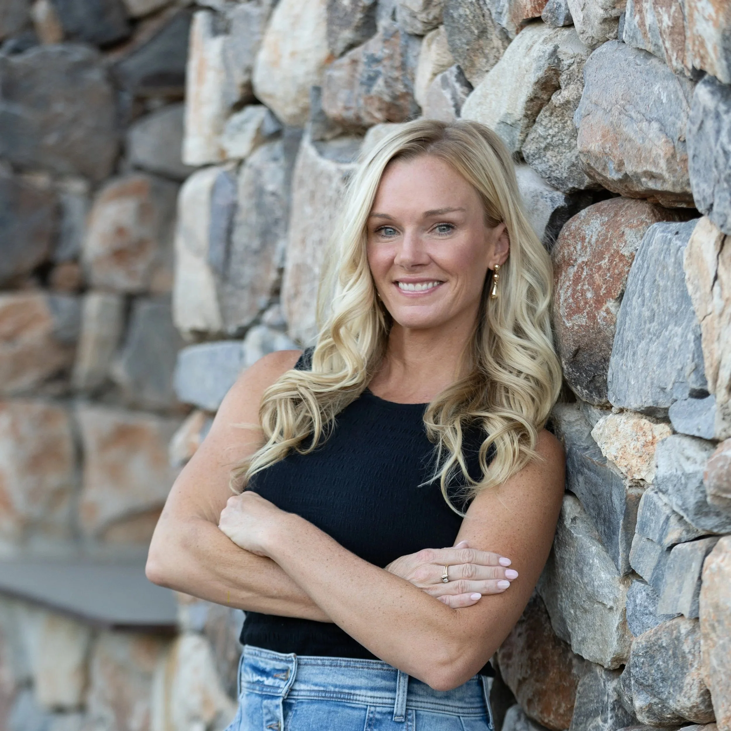She Built her Therapy Practice with ZERO Social Media with Sara Malcom