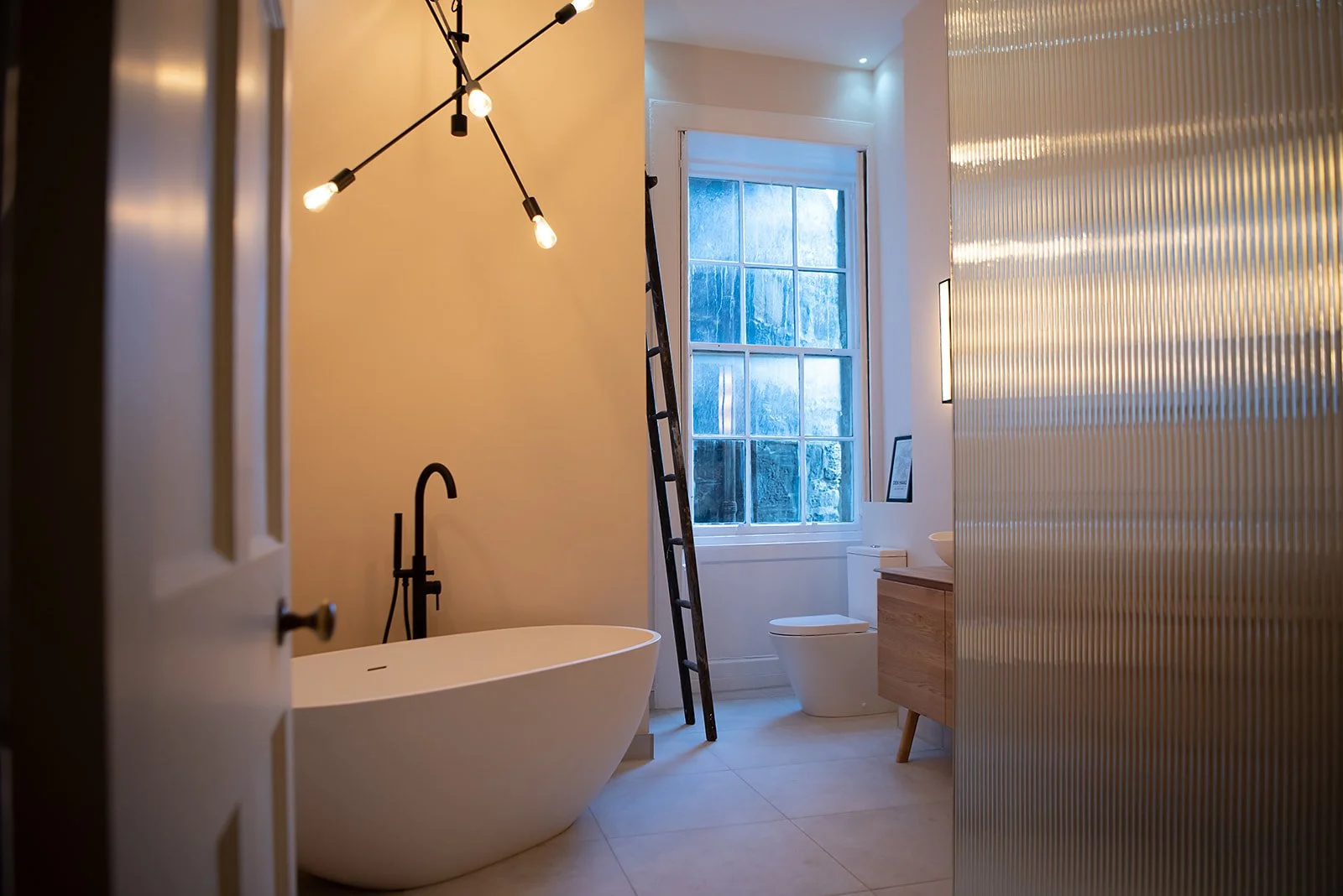 maedaniels - Luci-070.jpg