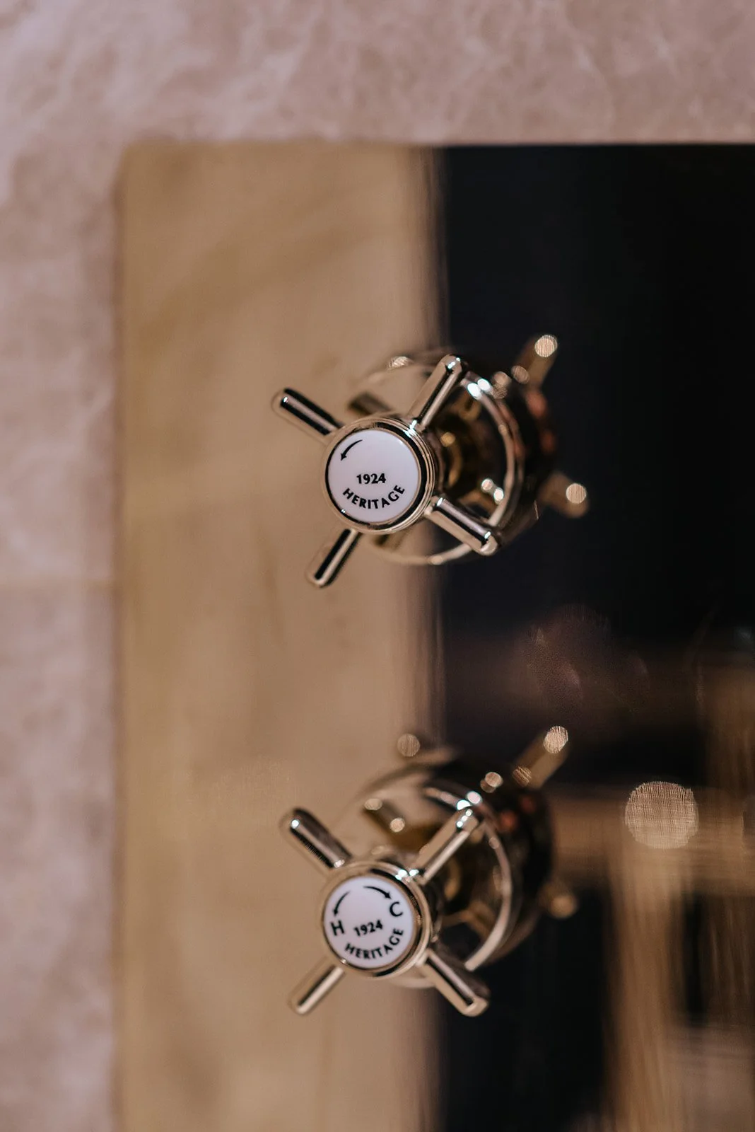 MAEDANIELS - LUCI REV-306_websize.jpg