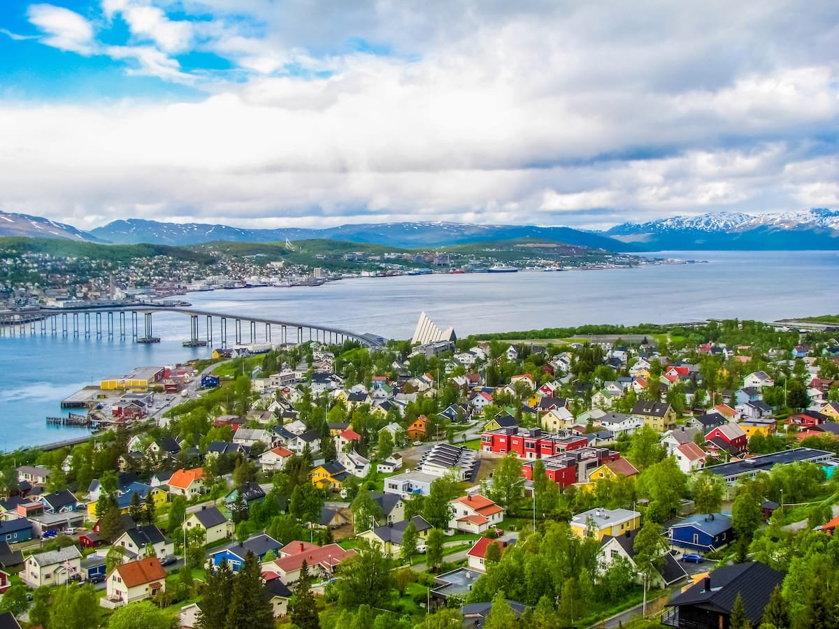 Tromso-in-summer-travel-guide_1095793886.jpg