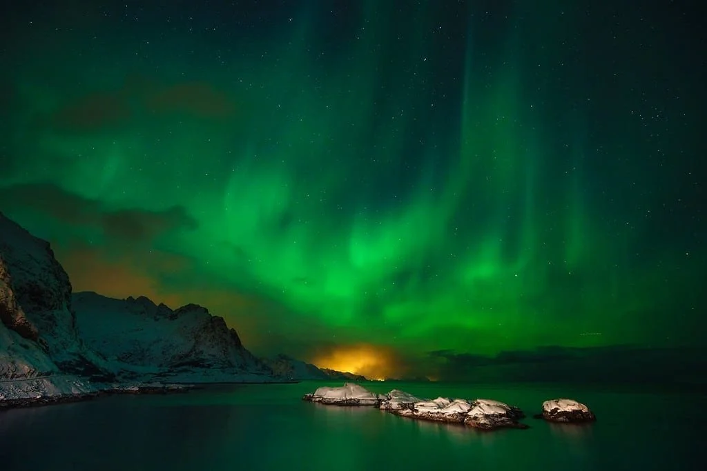 lofoten-islands-aurora-XL.jpg