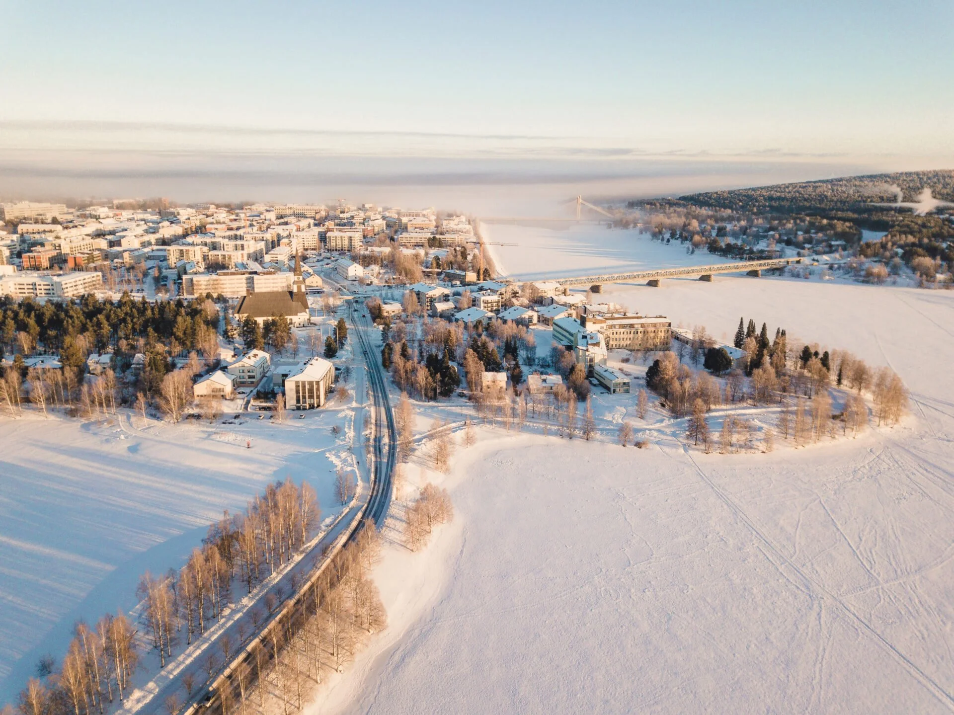 Rovaniemi-City-from-air-during-winter-early-winter-in-Lapland-Finland-1920x1439.jpg