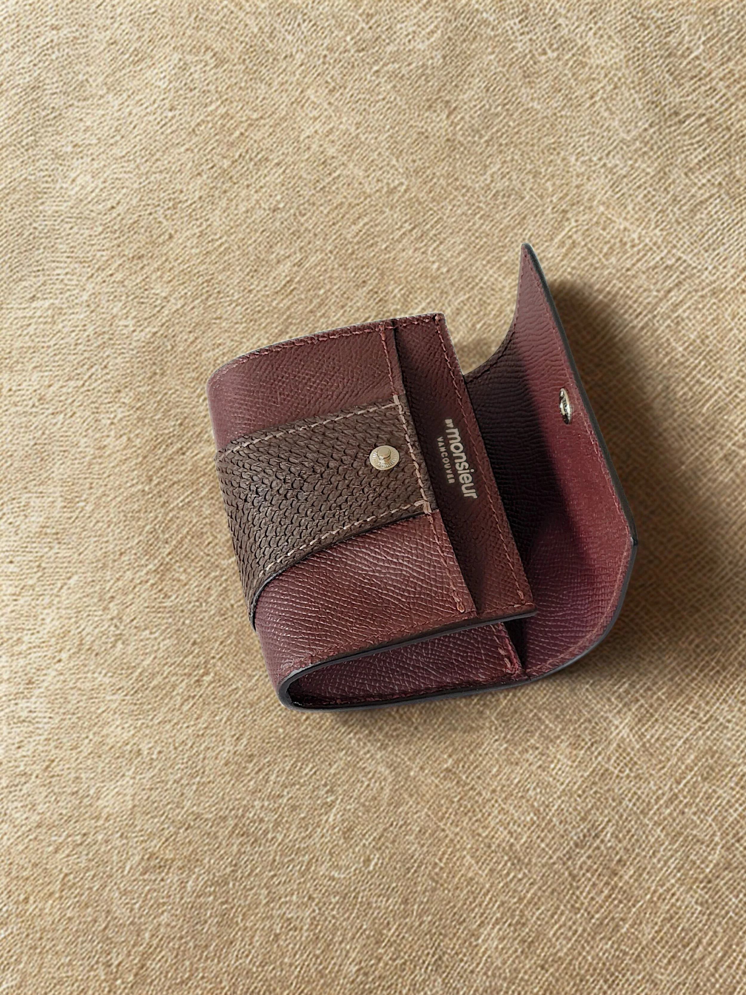 Salmon Wallet (red)_4.jpg