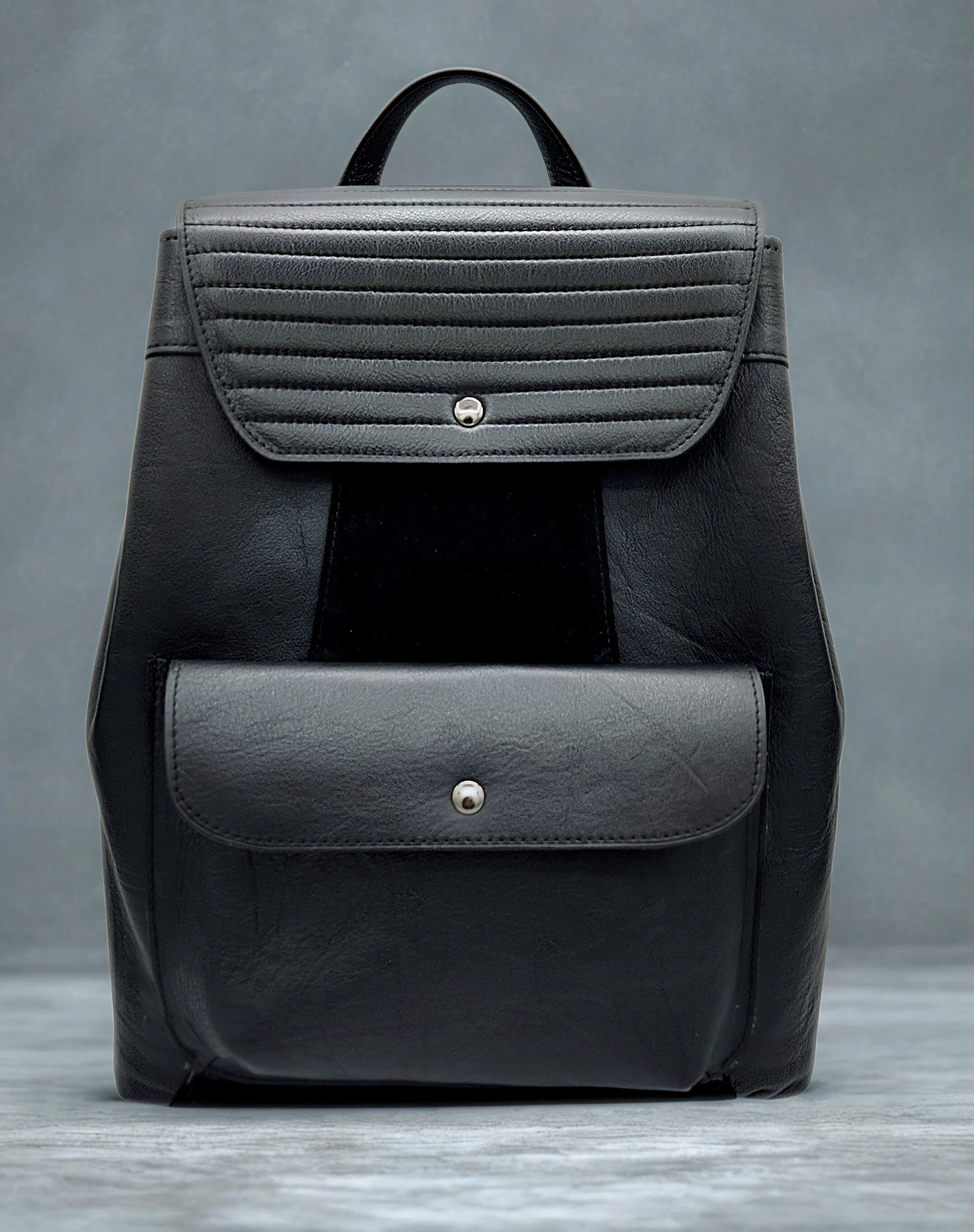 Backpack (black)_3.jpg