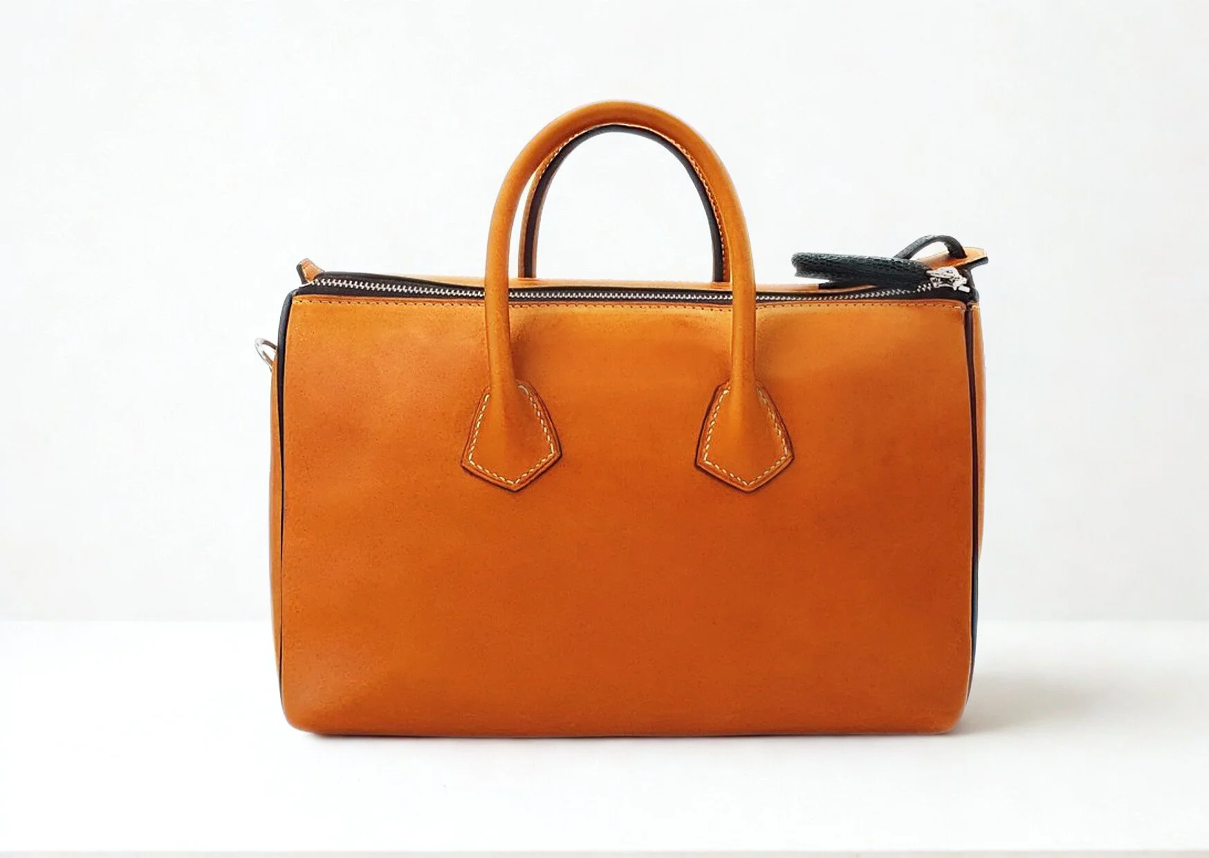 Bella Bag (mahogany)_2.jpg