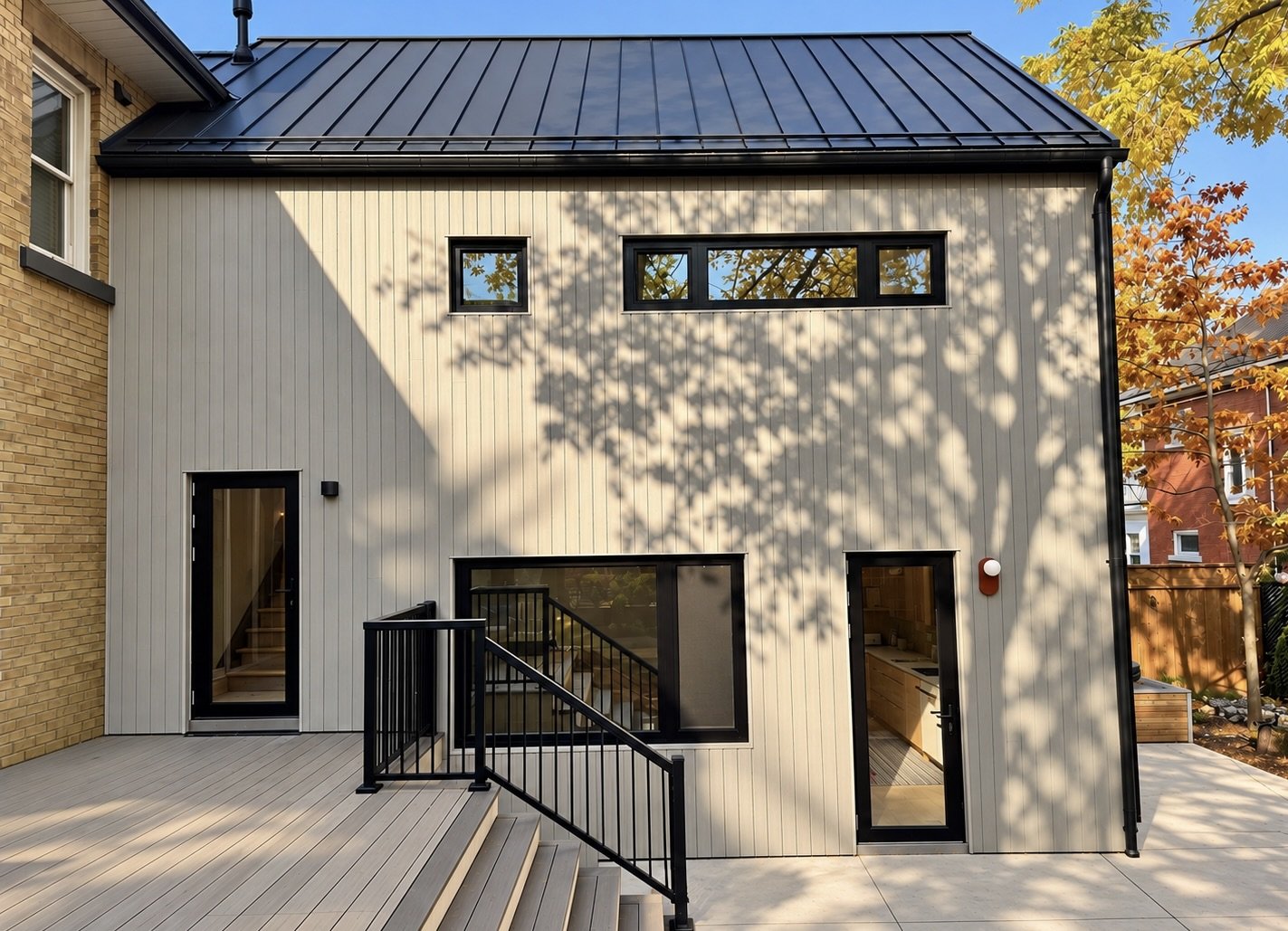 HH60-hinterhaus-41-stratford-exterior-facade-cap-cod-siding-nordic-interiors-scandinavian-elevin-design-group.jpeg
