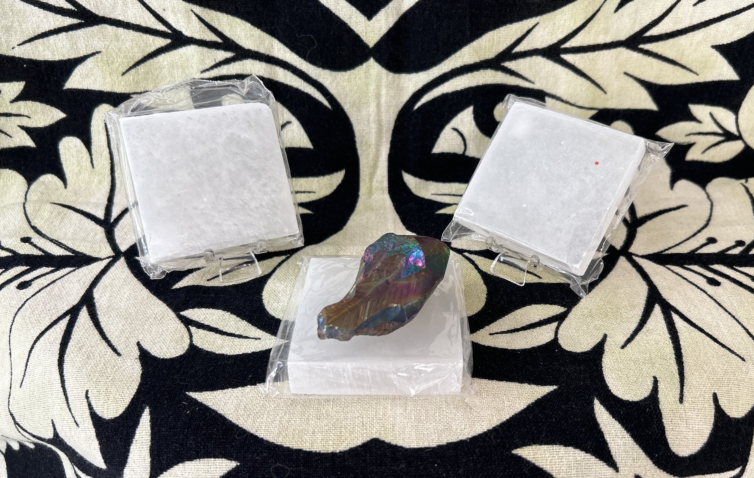 selenite square plate 3'.jpg