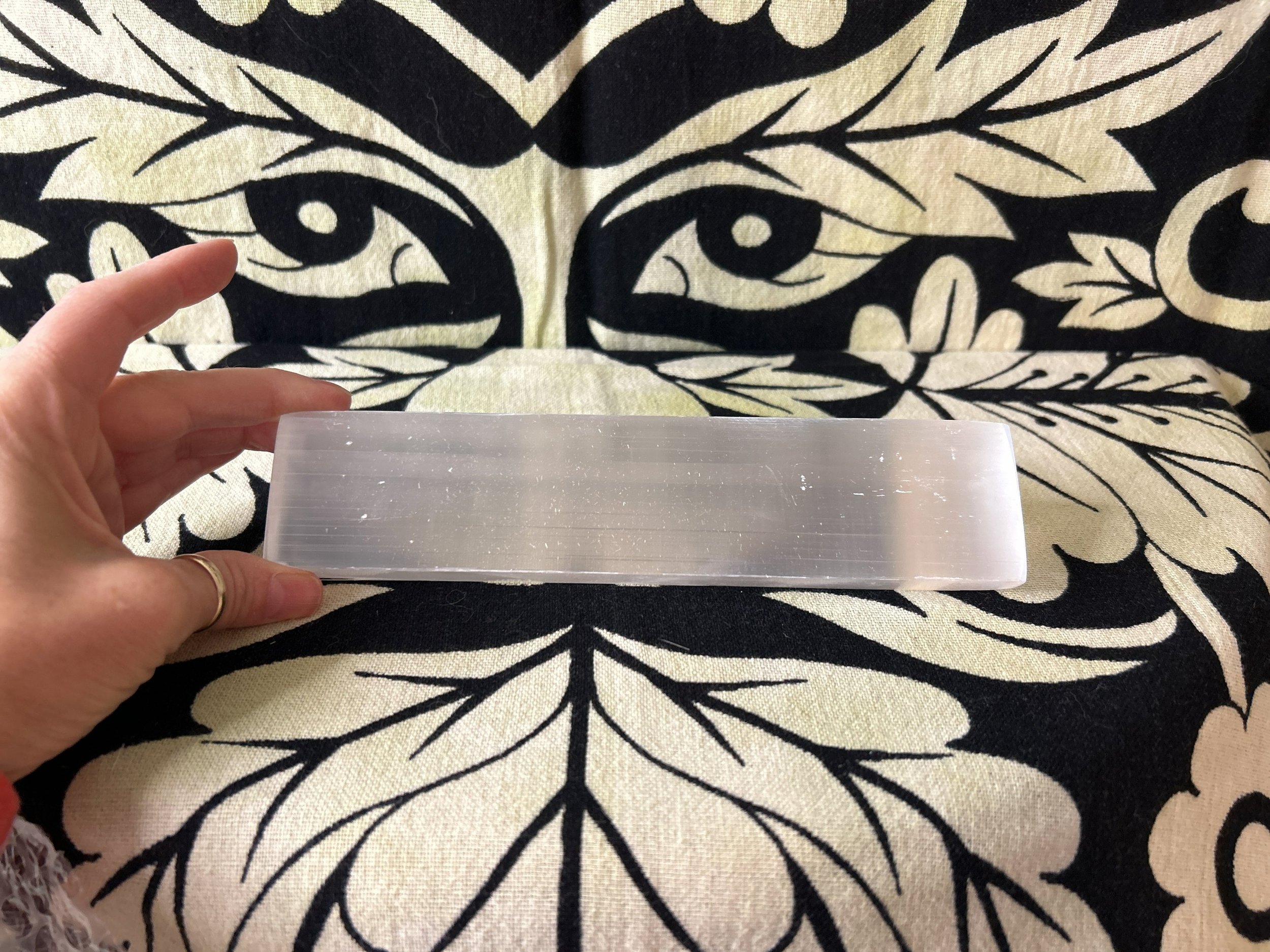 selenite+rec+charge+plate+6+in+%282%29.jpg