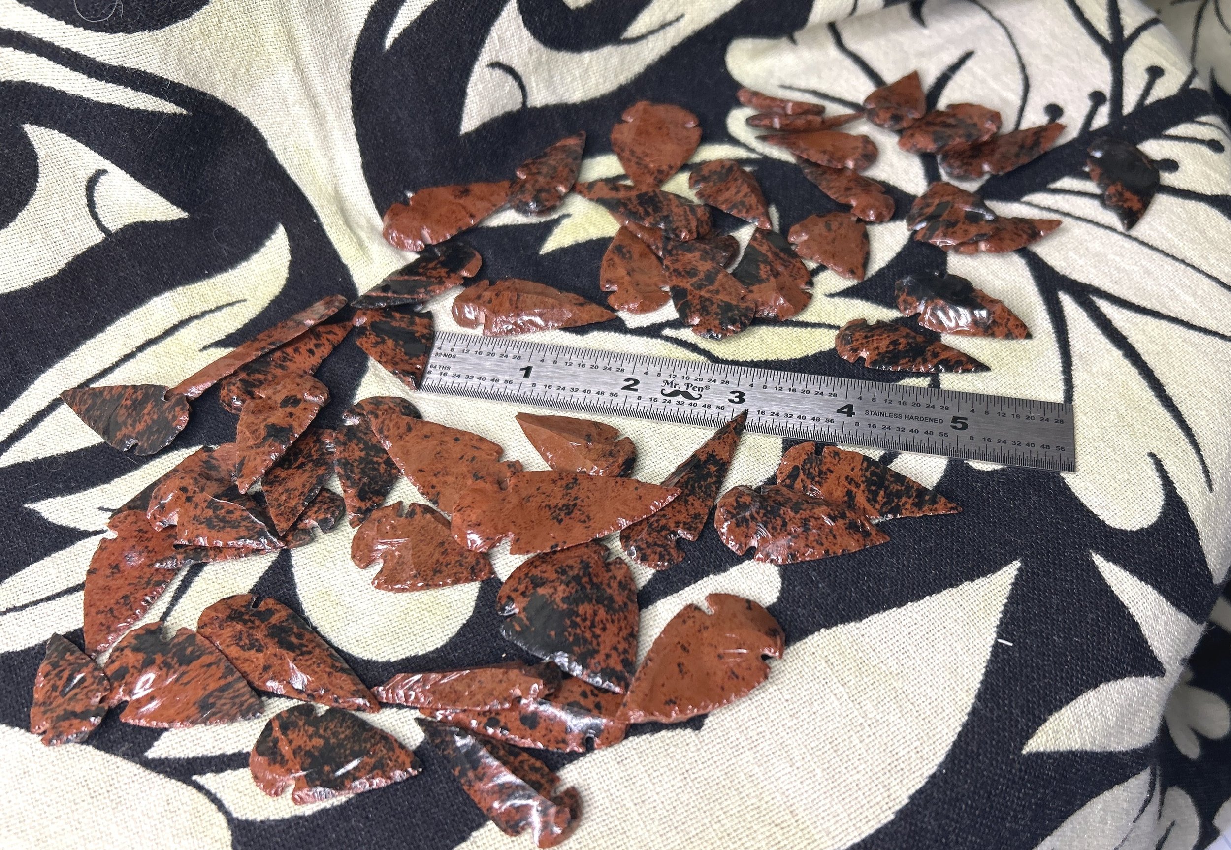mahogany+obsidian+arrowheads.jpg
