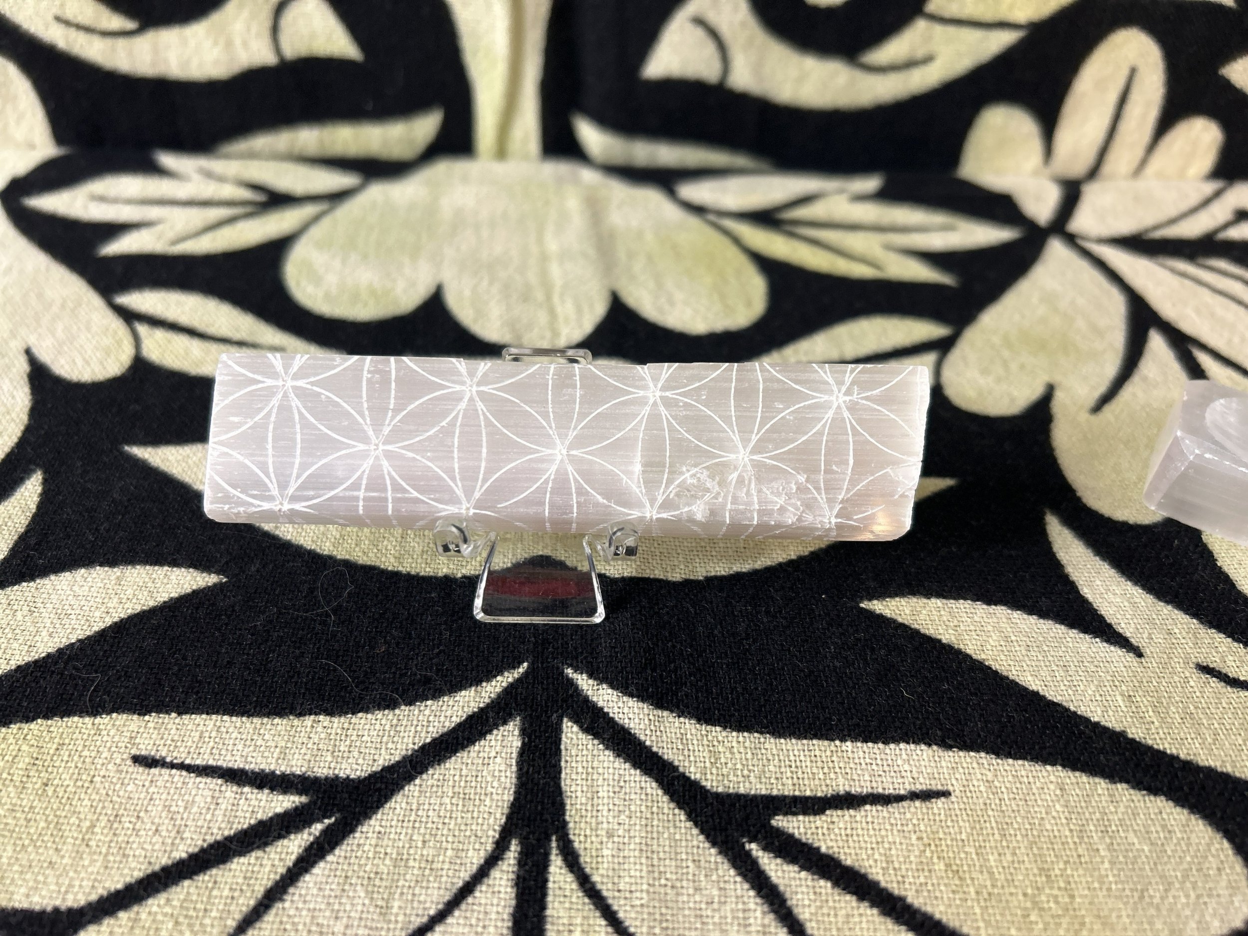 selenite+FOL.jpg