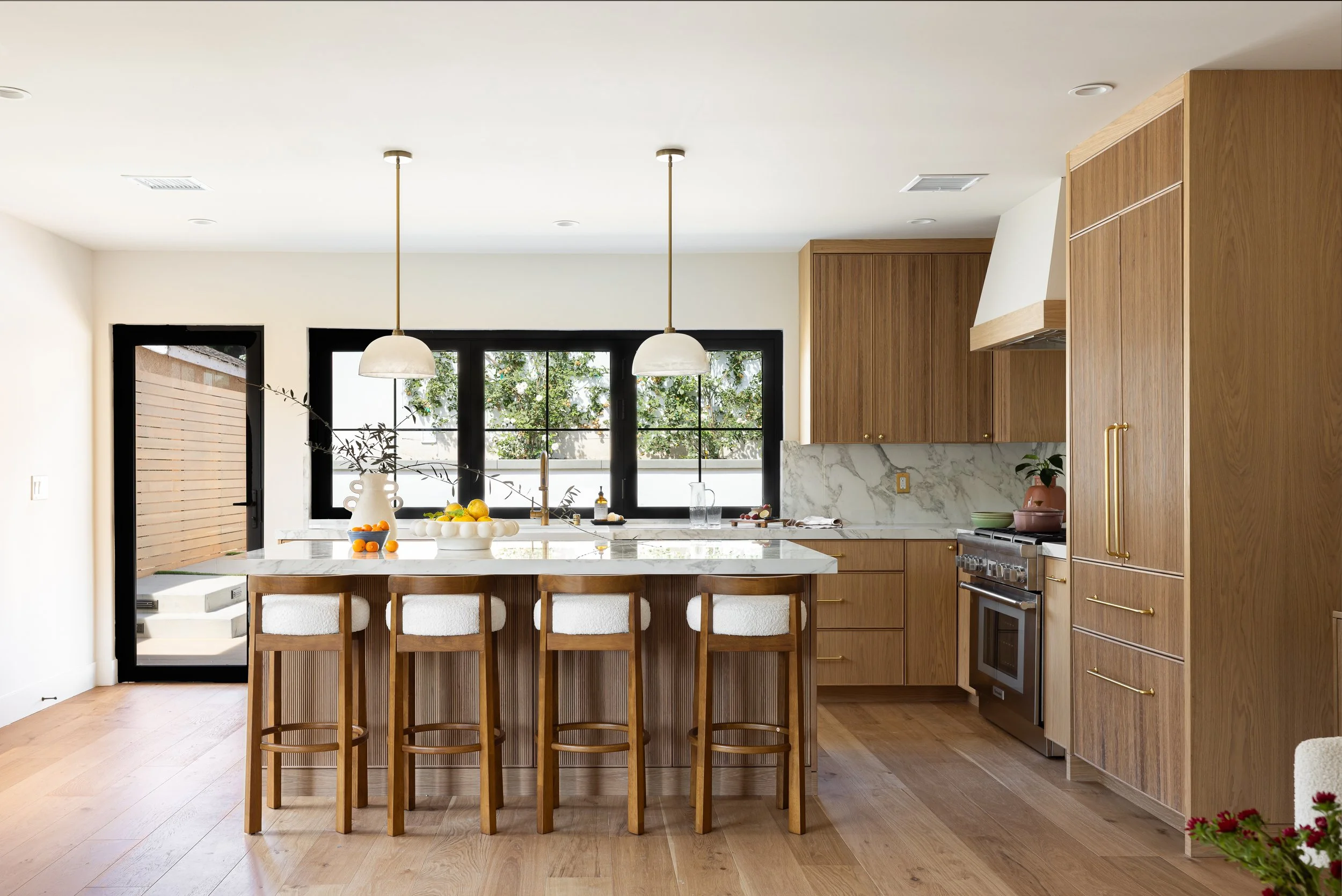 2605 N Poinsettia Ave_hi res - christopherleefoto.com-8.jpg