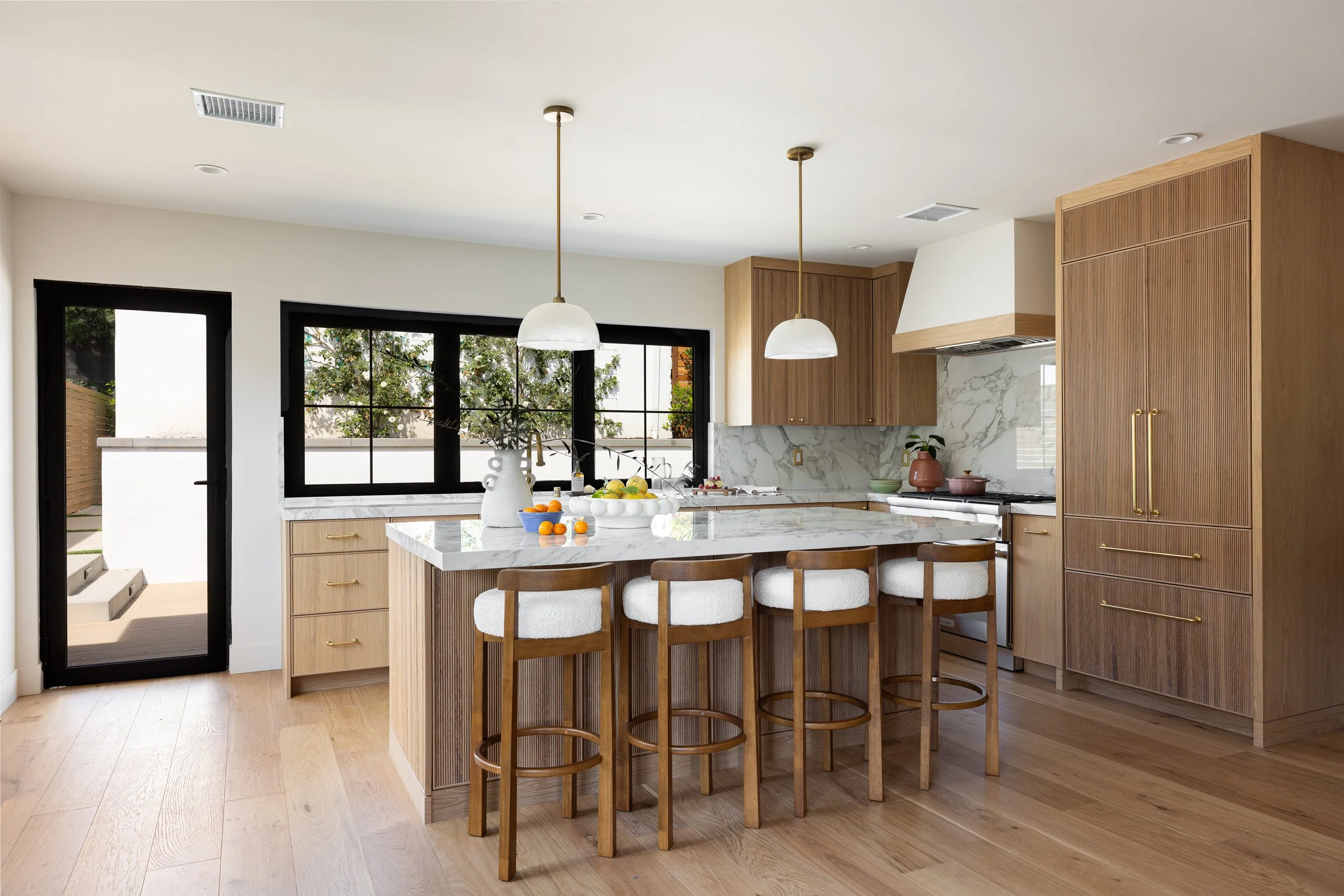 2605 N Poinsettia Ave_hi res - christopherleefoto.com-9.jpg