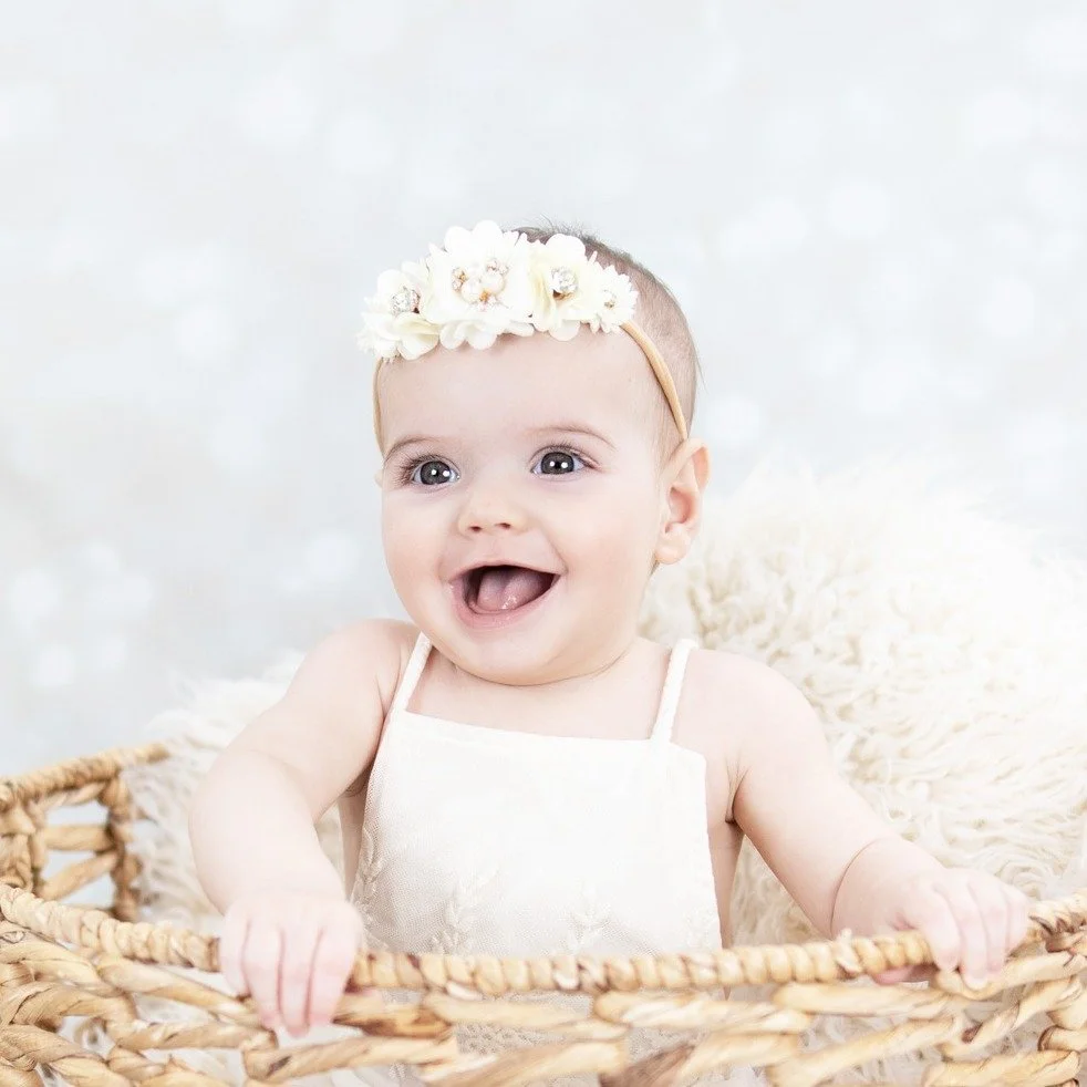 A little bundle of joy in a basket 🧺✨ Her smile says it all 💛
#AgooFamilyPhotography #BabyMagic #TinySmiles #CutestMoments