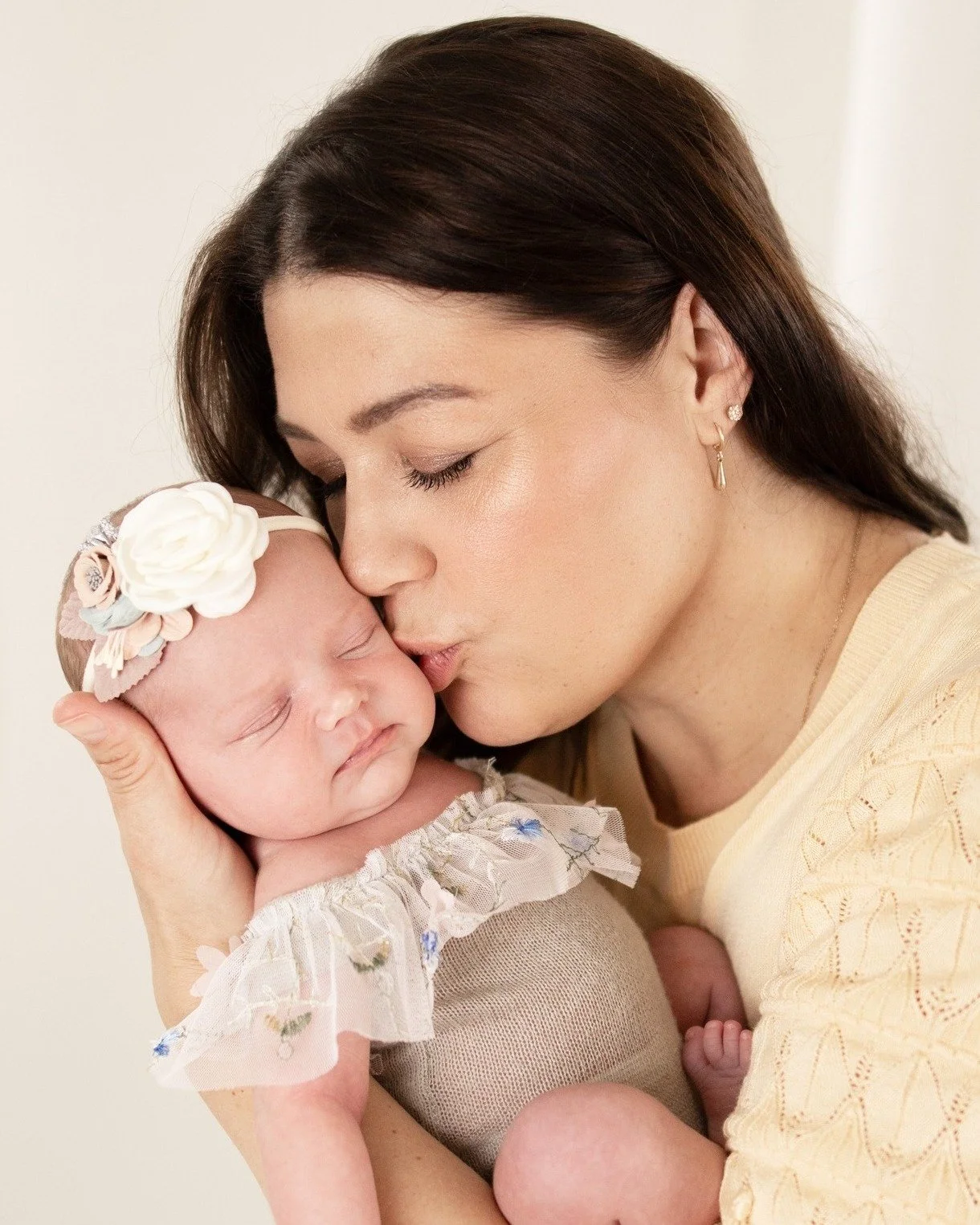 🩷🩷🩷🩷
.
.
.
#agoofamilyphotography #newbornphotography #maternityphotography
#newbornphotographer #infantphotography #toddlersphotography #familyphotography #familyphotographer #baby #sweetbaby #thebabyyears
#michiganphotographer #prettylovelymome