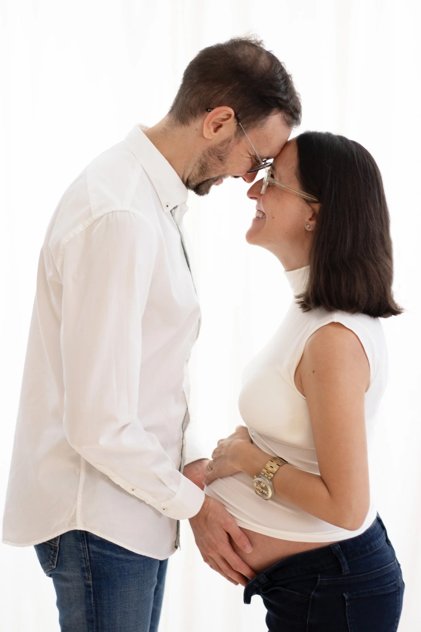 🥹 Forehead to forehead, heart to heart, hand in hand with the little life growing between them. 🤍✨ The love story that created a family.

#AgooFamilyPhotography #MaternitySession #ExpectingParents #BabyOnTheWay #FamilyPhotography #PregnancyAnnounce