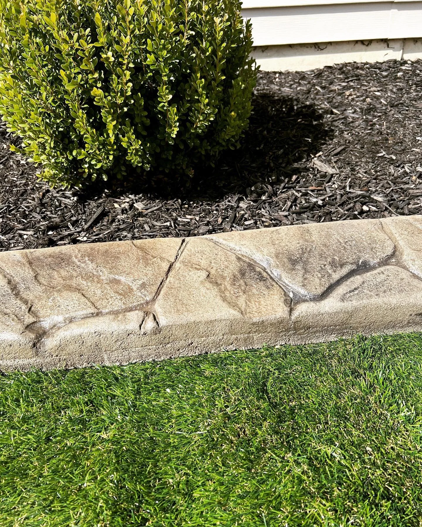 One of my favorites! The Premium Missouri Flagstone Stamp, in smoke grey with multiple accent colors!! Call for a free quote today☎️ 574-538-9448