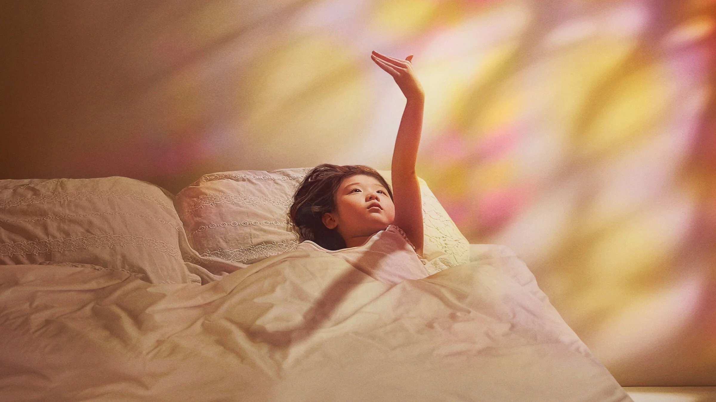 Left-Handed Girl