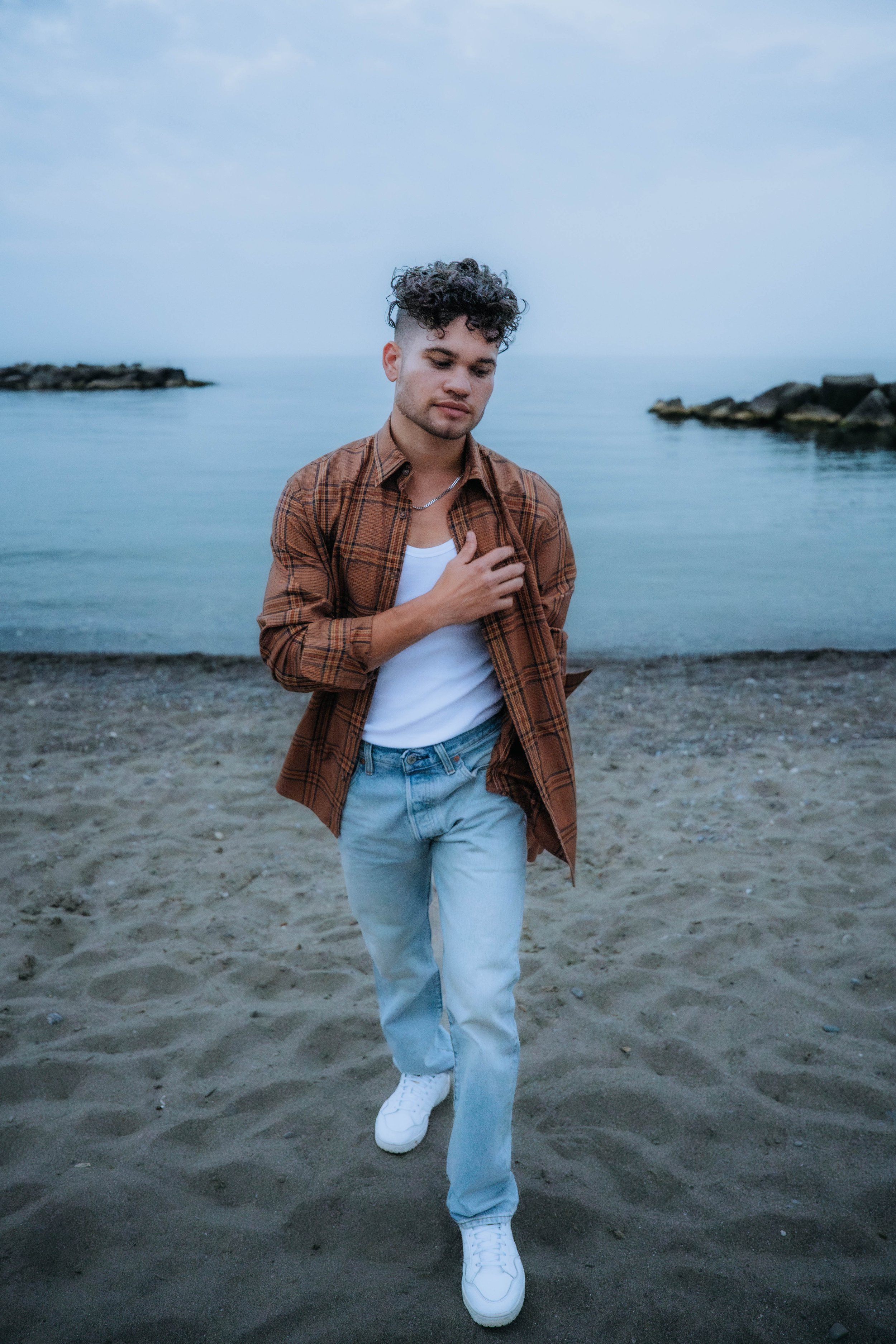 Skyzz Without You Shoot Photo by Cassandra Popescu-11.jpg