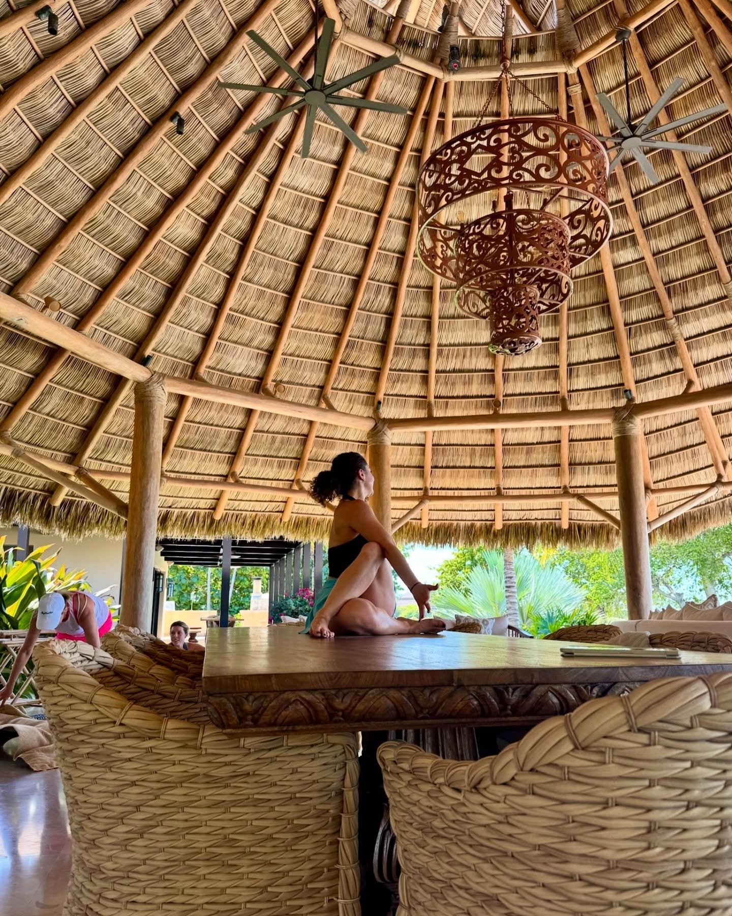 Pilates 🤝 Palapa

Dreaming of teaching Pilates by the beach again! 

Have you ever done a Pilates retreat? Would you be interested in a Pilates retreat? 🧐
&bull;
&bull;
&bull;
&bull;
&bull;
#pilates #pilateskitchen #pilatescookbook #onlinepilates #