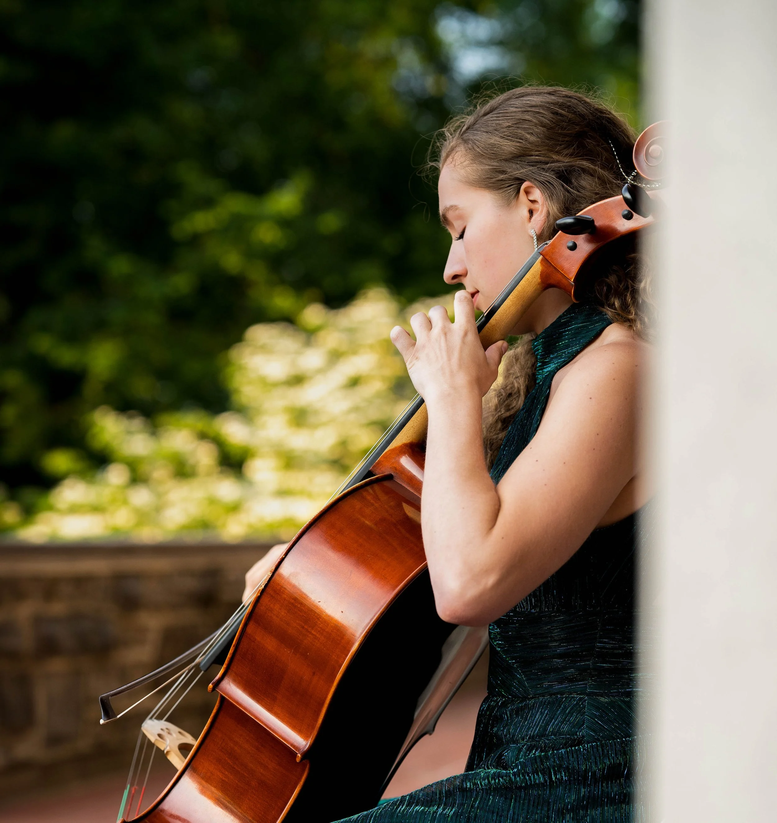 Ruth Stokes, cello