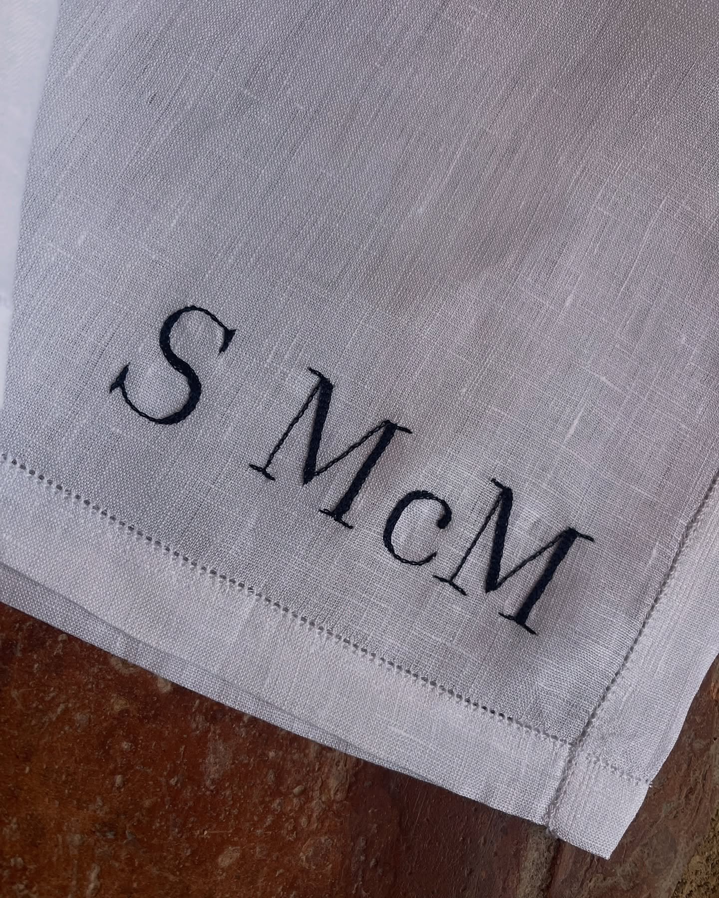 Monogrammed Handkerchiefs -
A simple extra for the groom, father of the bride or groom to cherish in your wedding day. Design your own monogram with custom fonts, colours, sizes, arrangements and fabrics. Message to begin designing! 📮
#groom #han