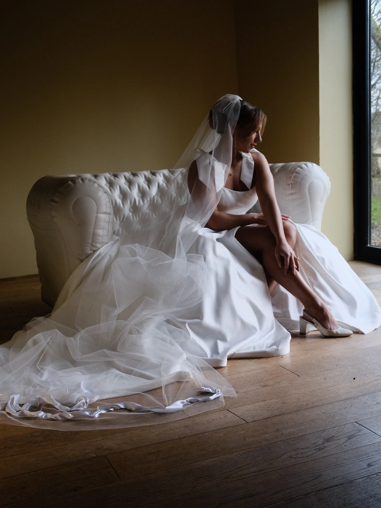 Just for her 

I tried my hand at photography today, Photo credit: Kate Scorey 

#weddingphotography #voguebride 

So so so many more photos to come from our content shoot today! 
Content shoots incredible (local!) vendors: 

Photography // @laurenel