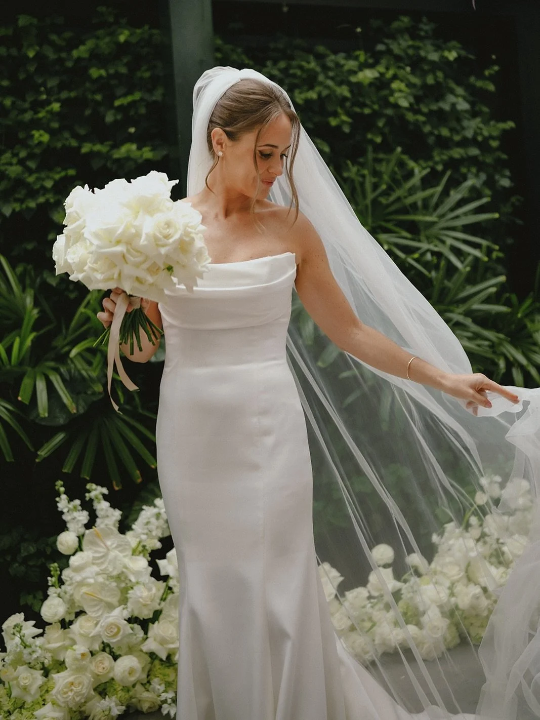 Proof that the rainiest day can still be so beautiful

Venue: @hotelemeline 
Planner: @lm.eventcoordination 
Flowers: @thepetalbarflowerdesign 
Photographer: @promisedlandarts