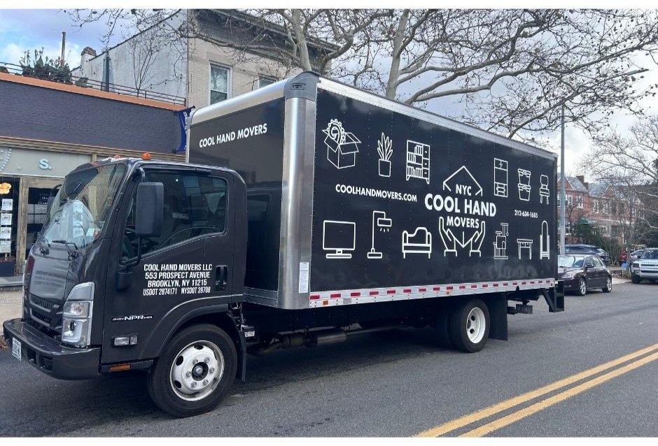 Cool+Hand+Movers+truck.jpg