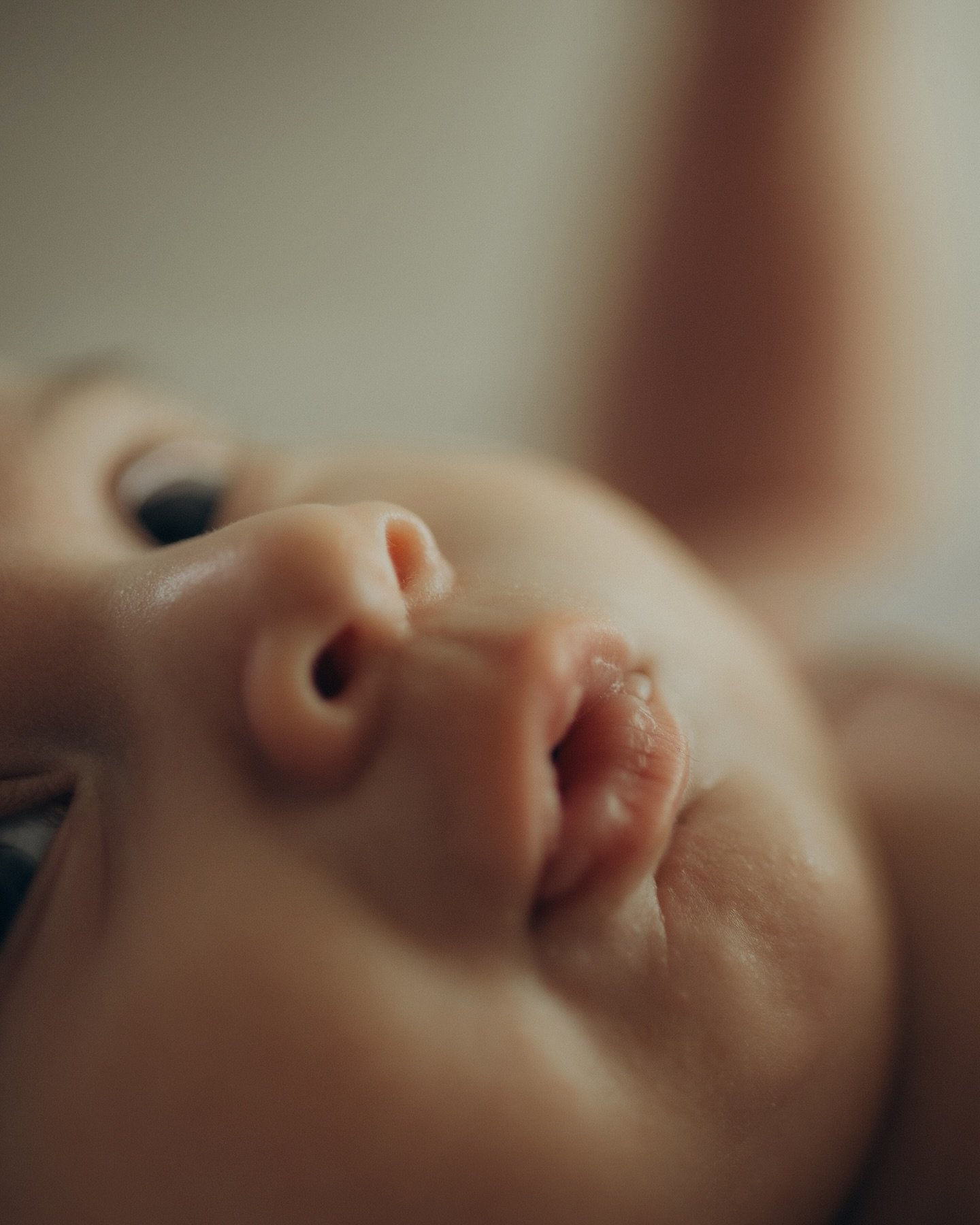 &ldquo;Love doesn&rsquo;t end. It&rsquo;s as if the world is waiting for me.&rdquo; 
Family session
