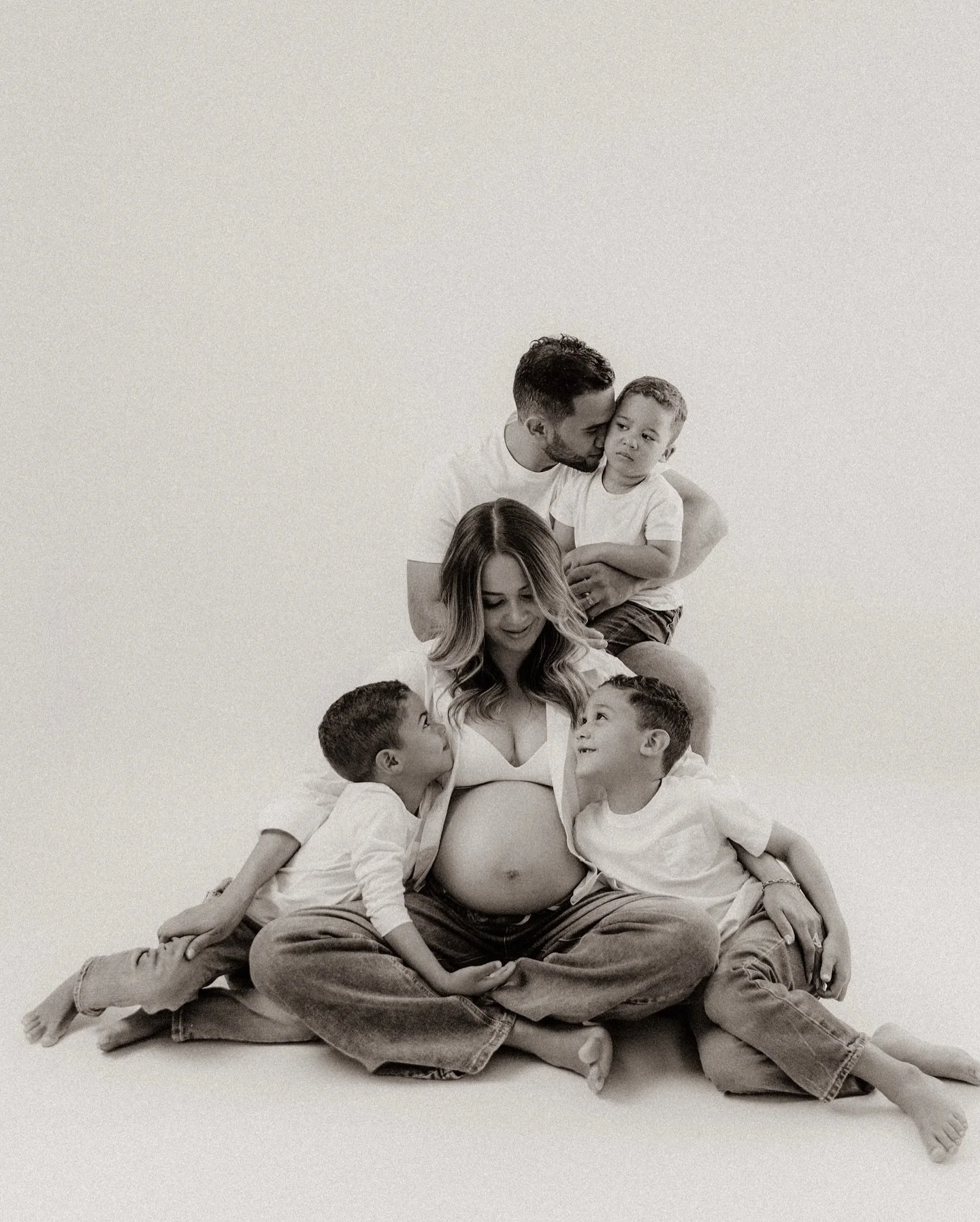 every season counts 🖤💫🪐
Maternity photoshoot