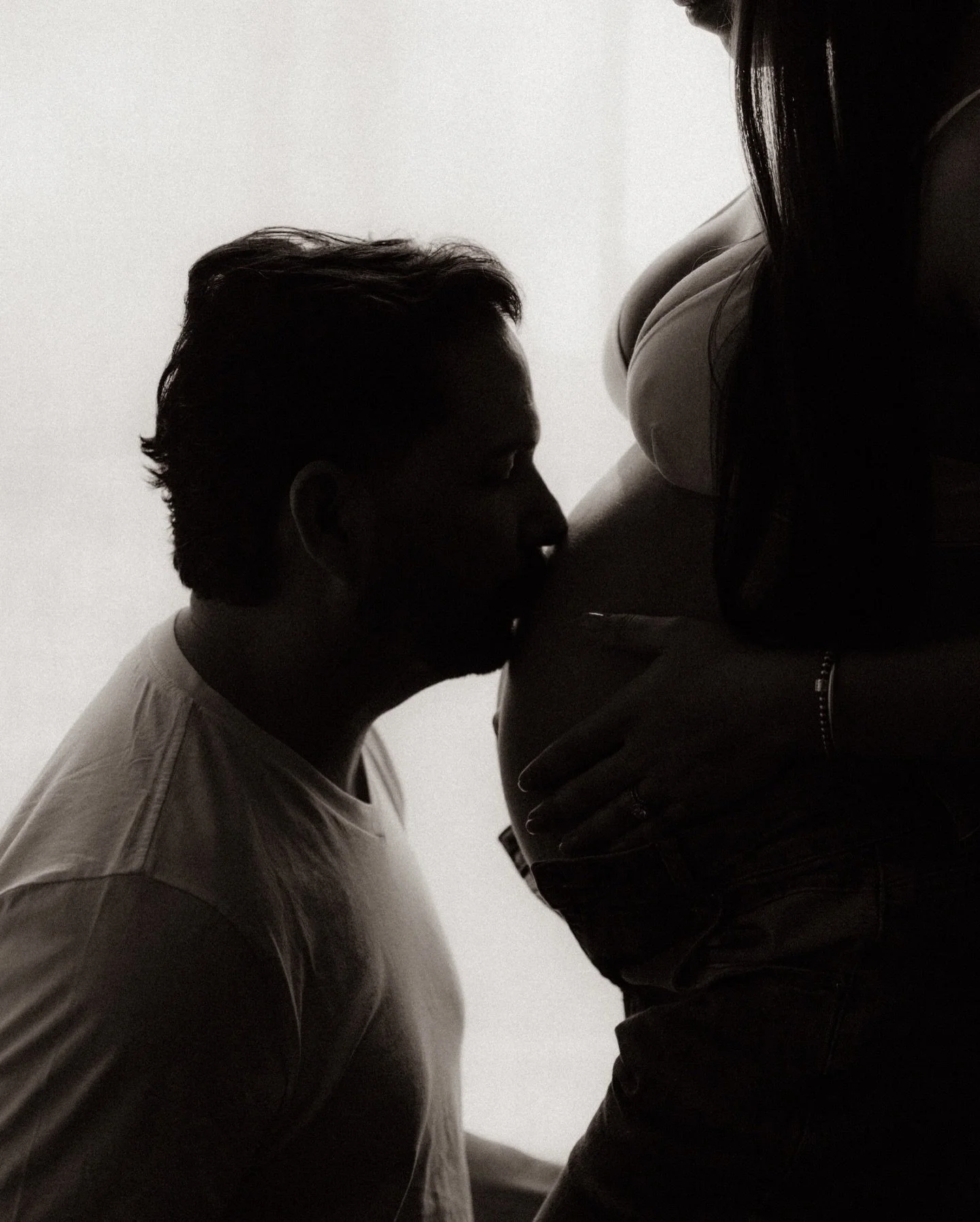 second baby to complete this beautiful fam 
✨🤎💫
Maternity photoshoot